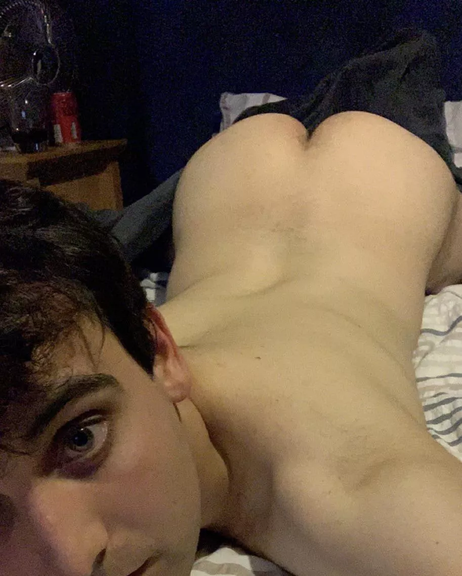 [20] Ready for you in bed