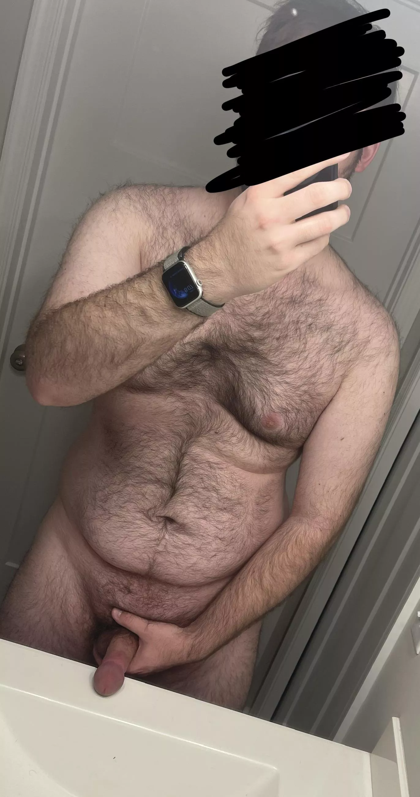 21 hairy college dude… hmu