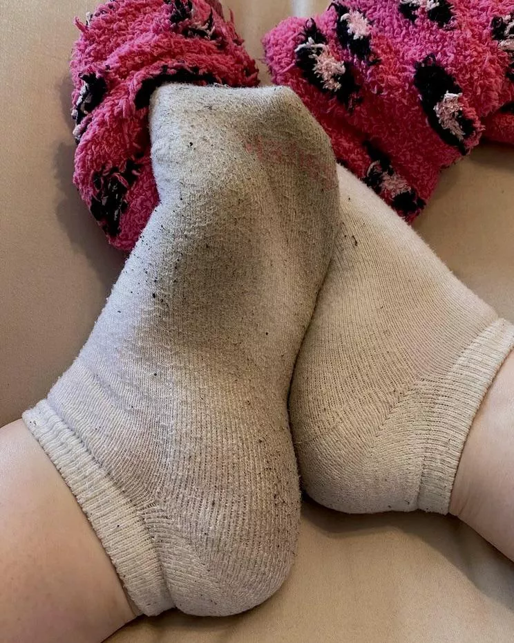 21[f]: gym socks ðŸ’¦.