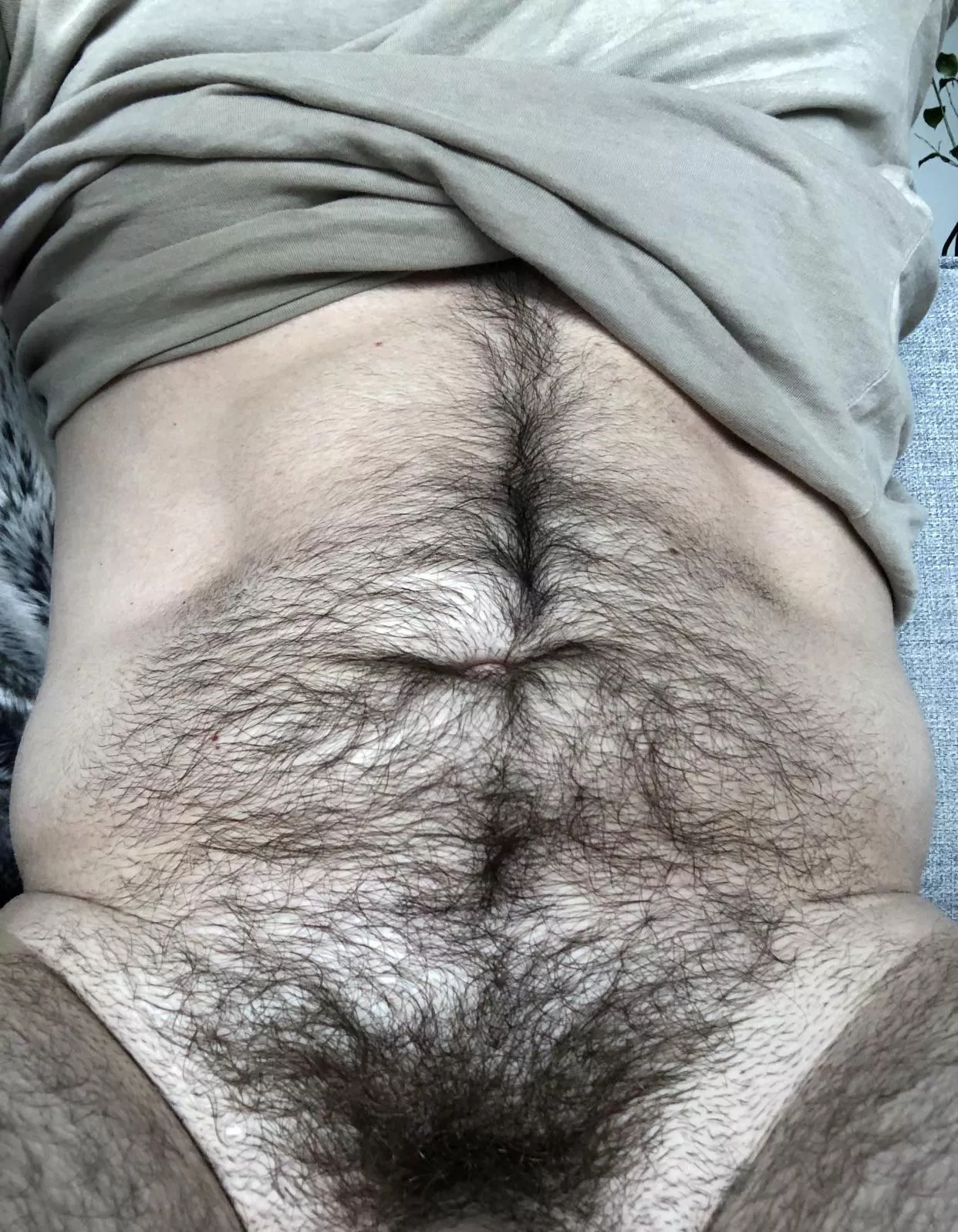 [22] how hairy is too hairy?