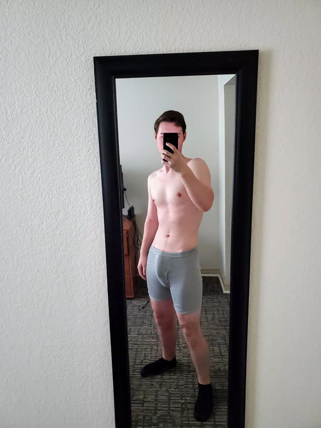 22 who loves my college bulge?