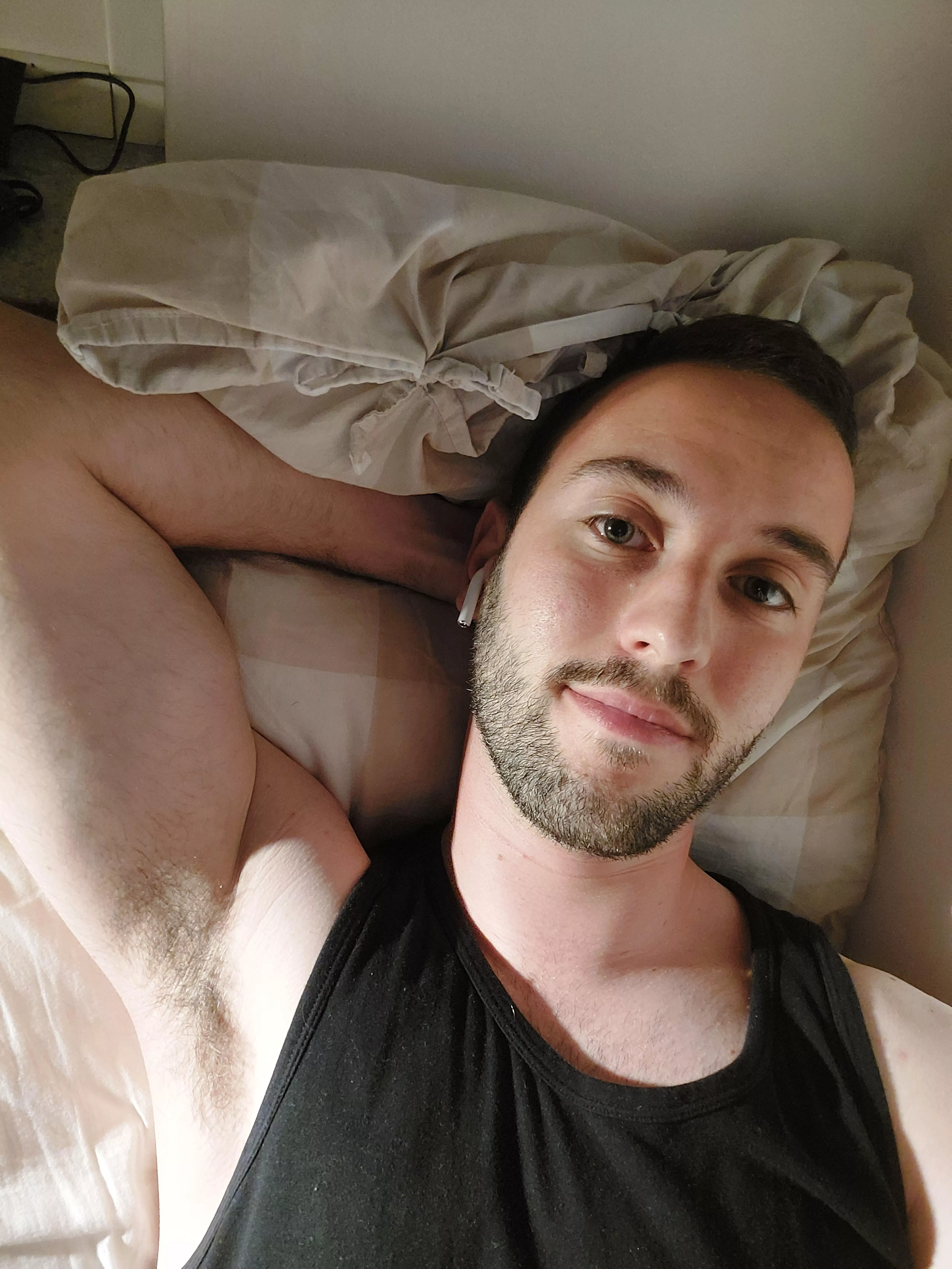 23, good night you sexy bros 🌙