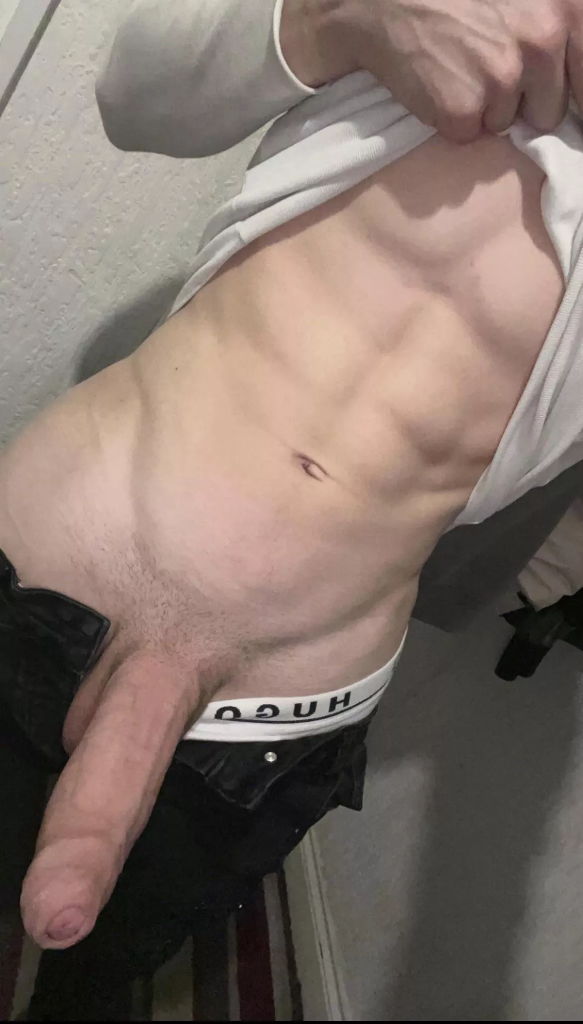 23 [M4F] Uk - Looking For A Pussy To Use and Abuse