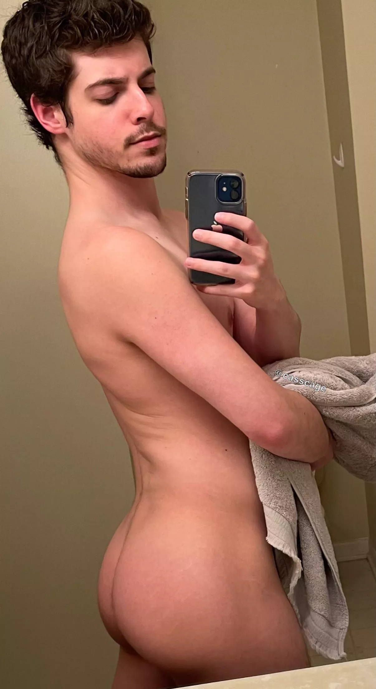 [24] Bro, can you get my back?