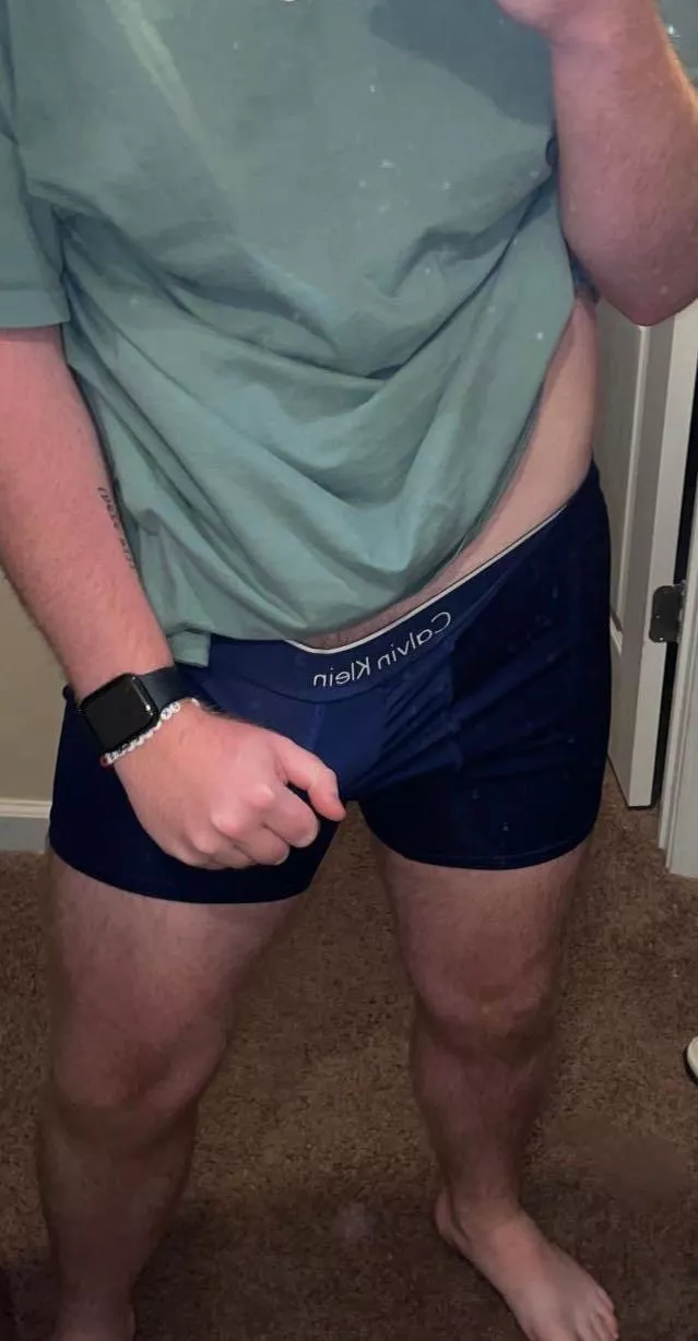 24 ginger bro looking to have some fun with other ginger guys (snap ntstines)