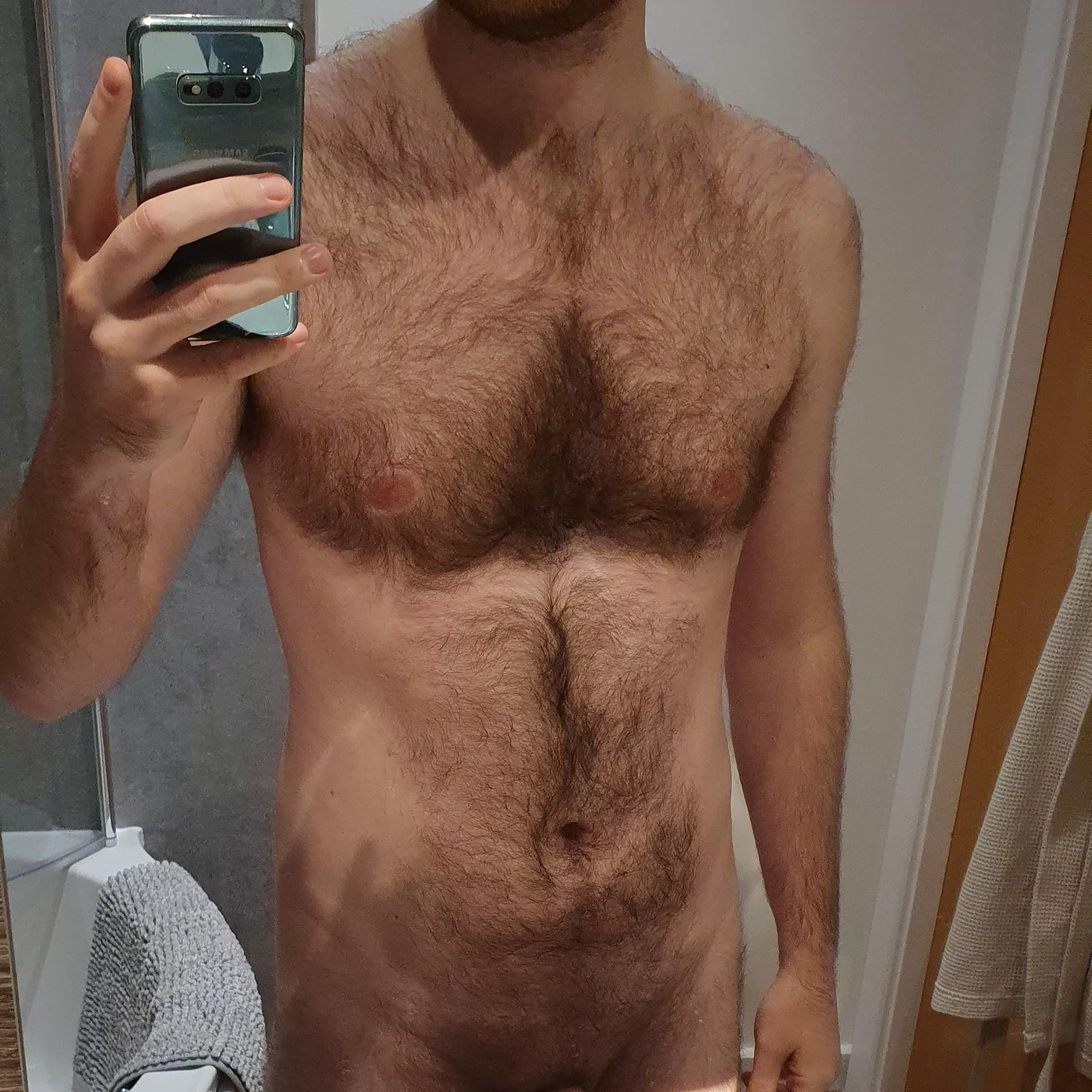 [24] hairy and hungry for attention