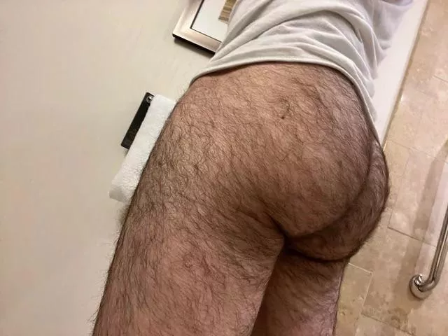 24 in shape bottom bro with a big furry bubble butt. 😏 I’m horny as hell, DM me