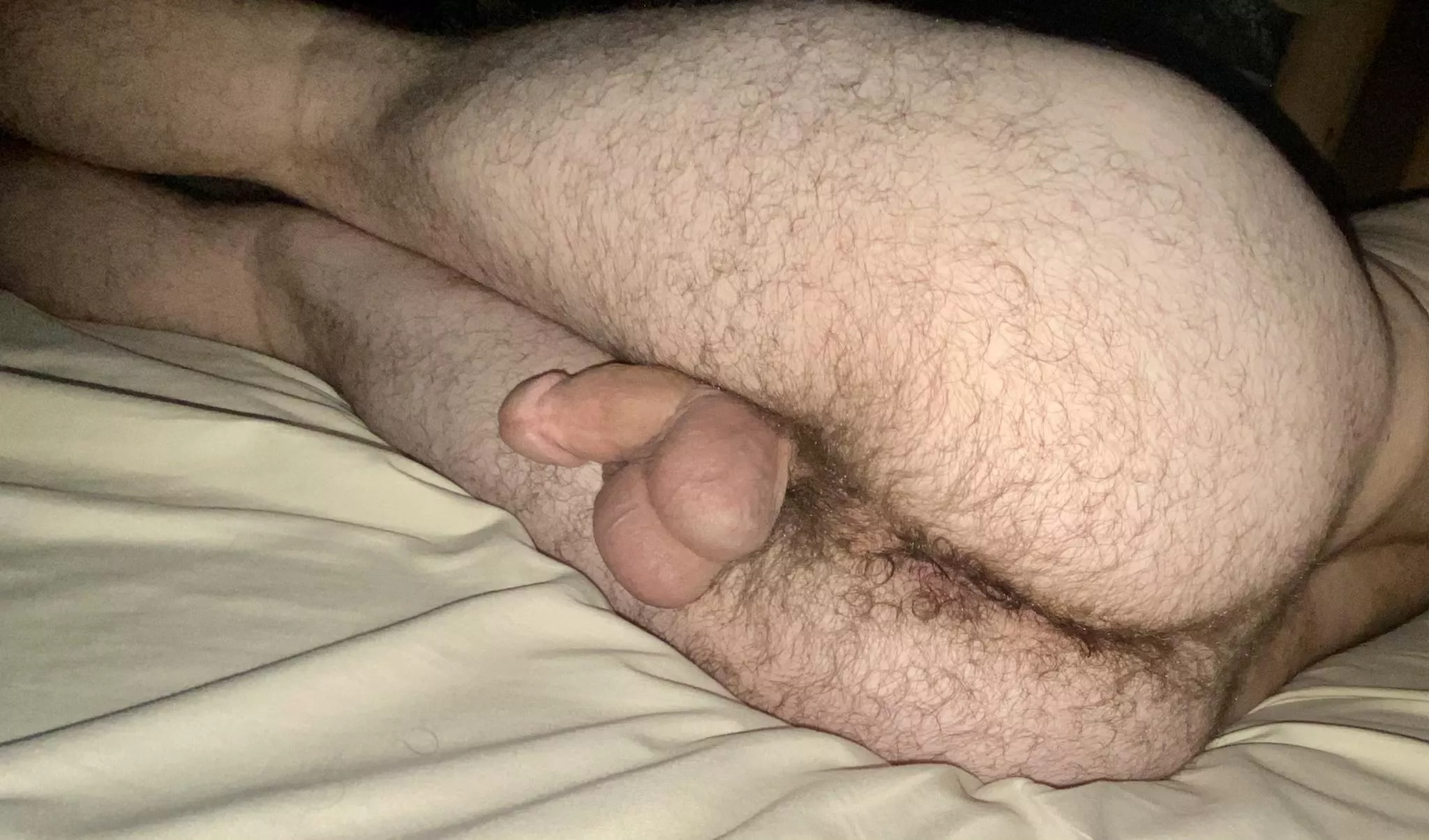 [25] Hi, Iâ€™m back. Dm me for some more.ðŸ˜œ