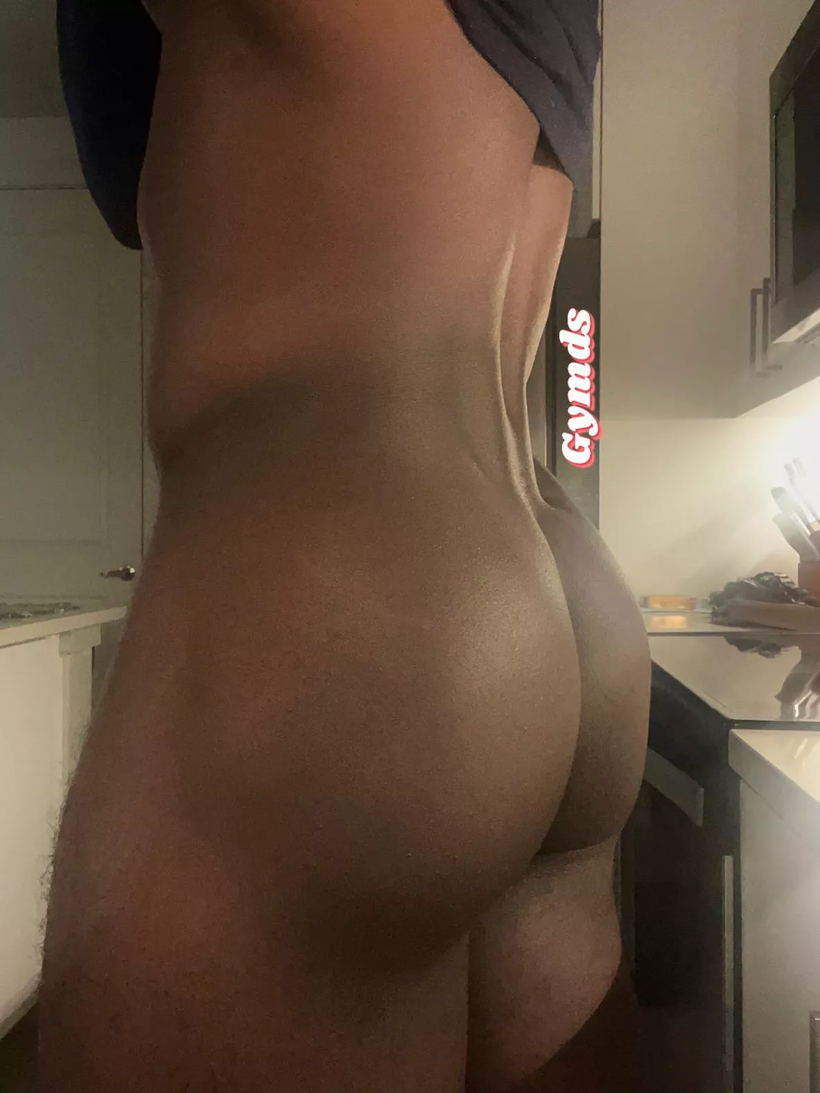 [29] I’m feeling this booty is starting to grow a mind of it’s own.