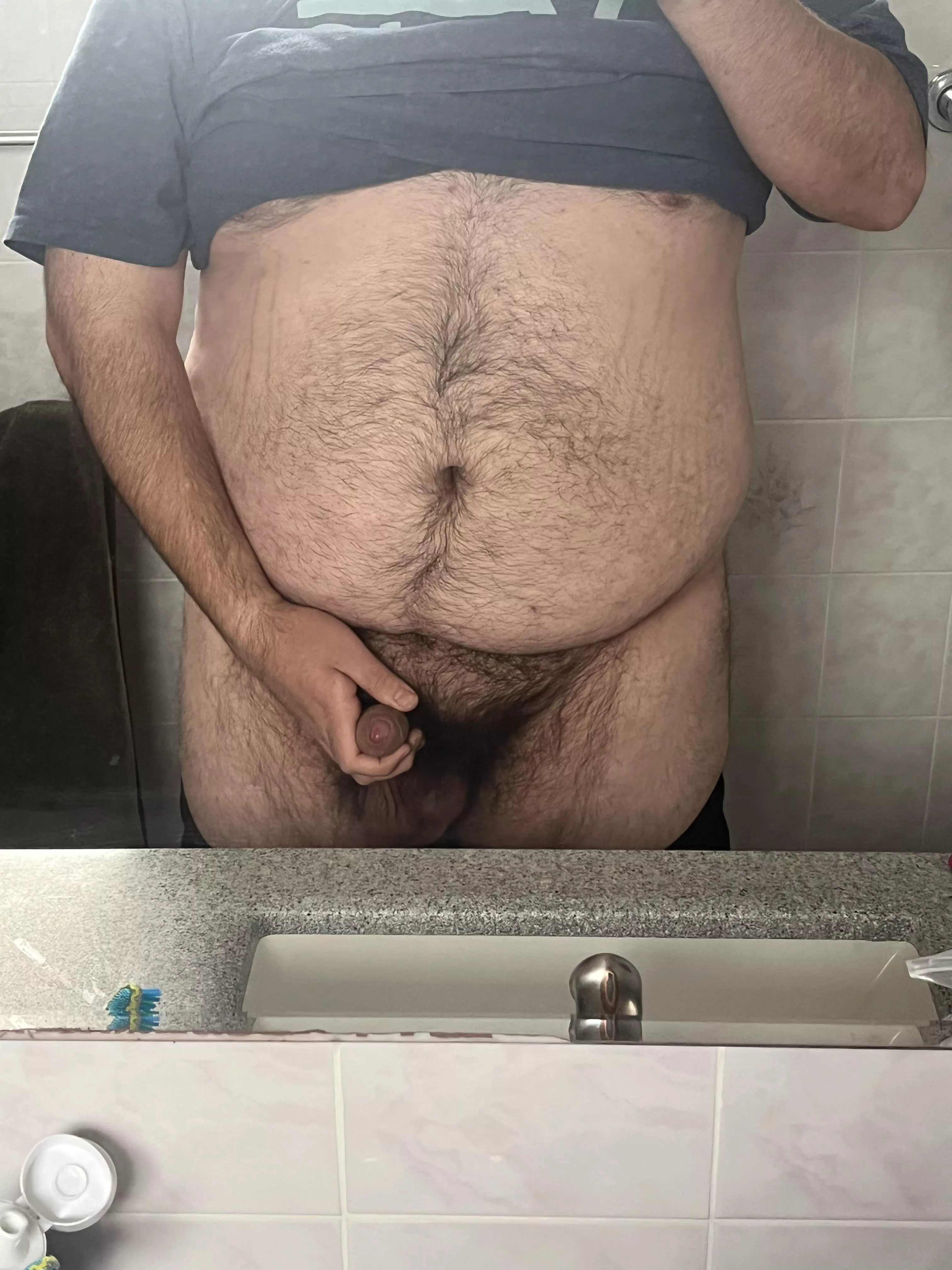 30 M Hairy verbal bear looking for fun dm for more pics