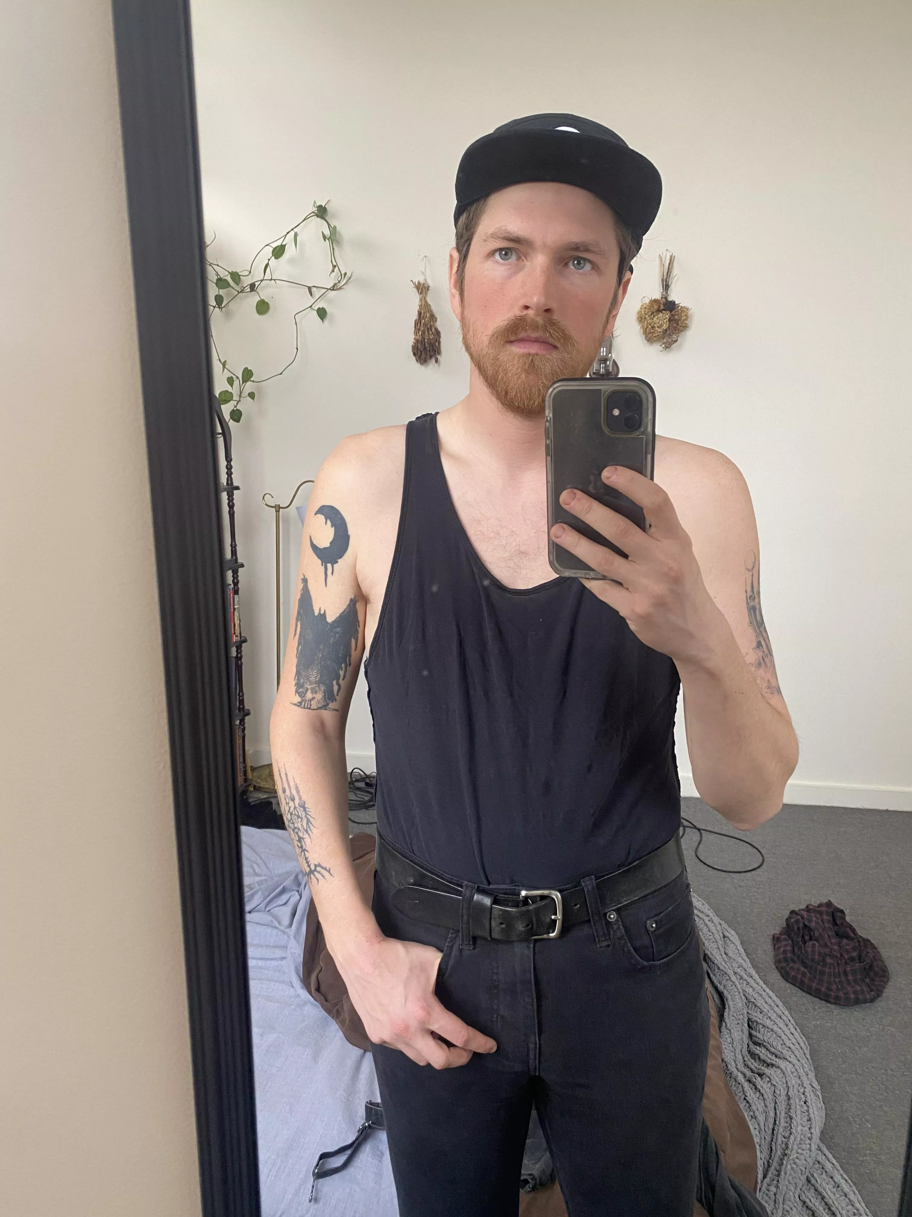 30 y/o queer veggie farmer in Vermont. How do I rate?