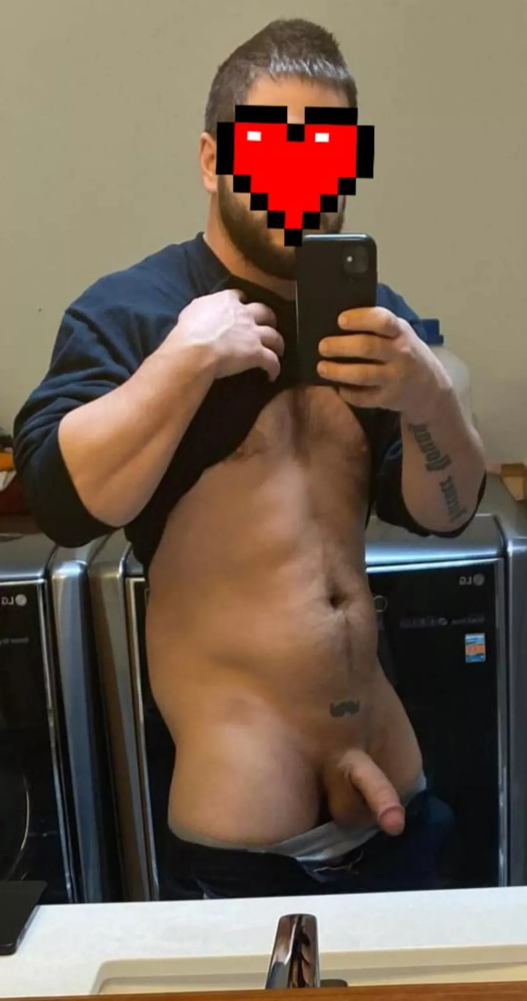 [33] Average Dadbod Bro.