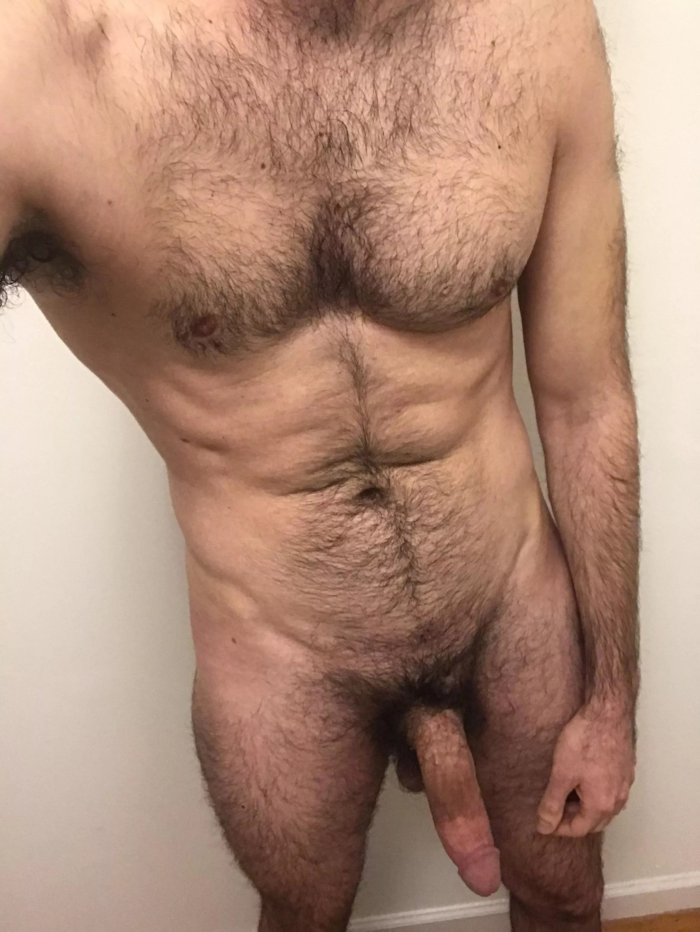 (33) like hairy guys?