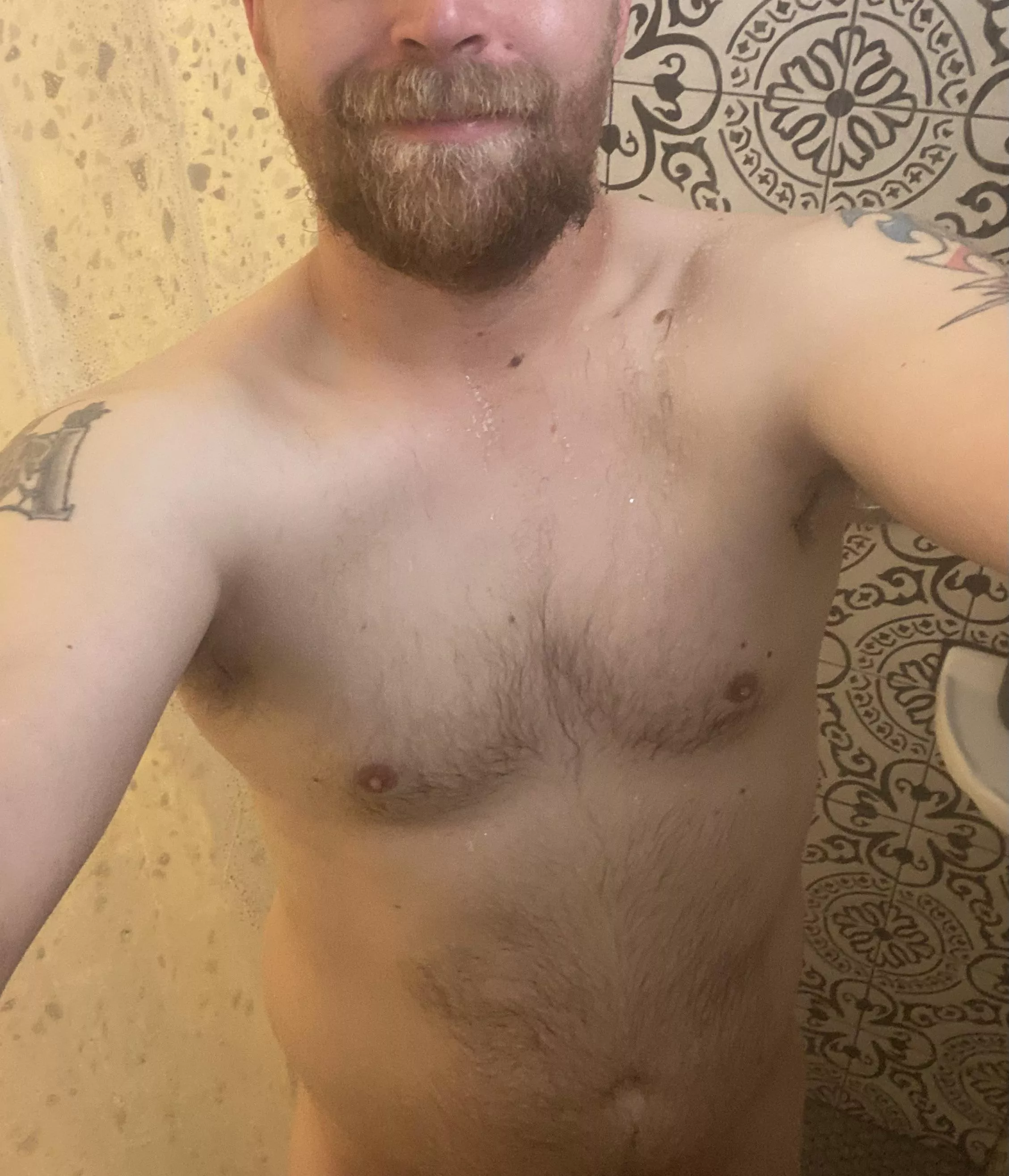 (34) year old blue collar dad bod!