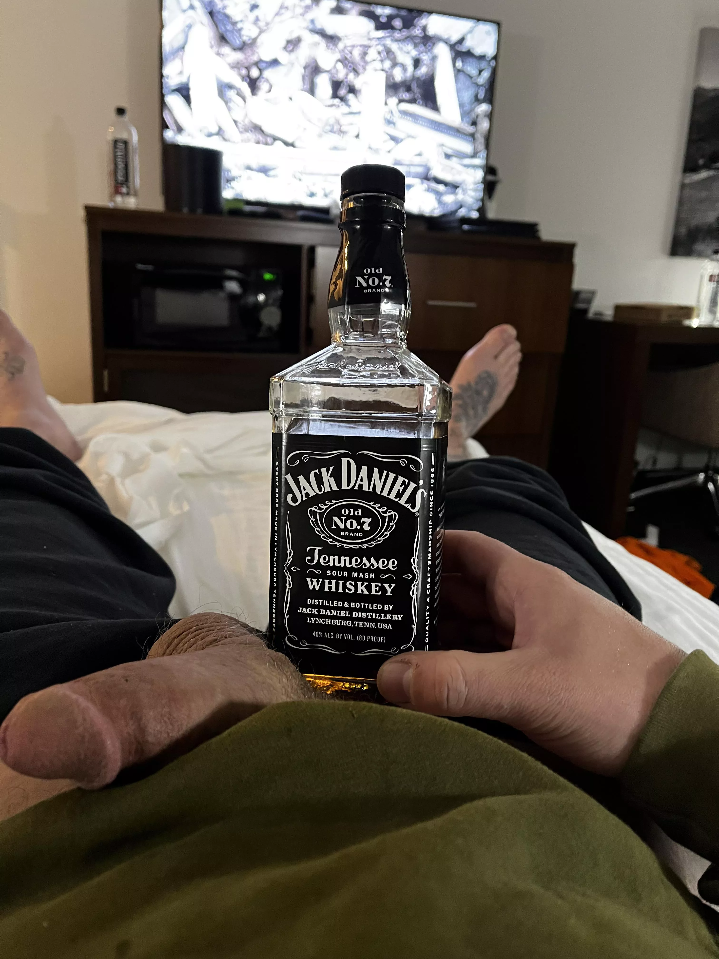 [35] dads home late, ready for a night cap ?