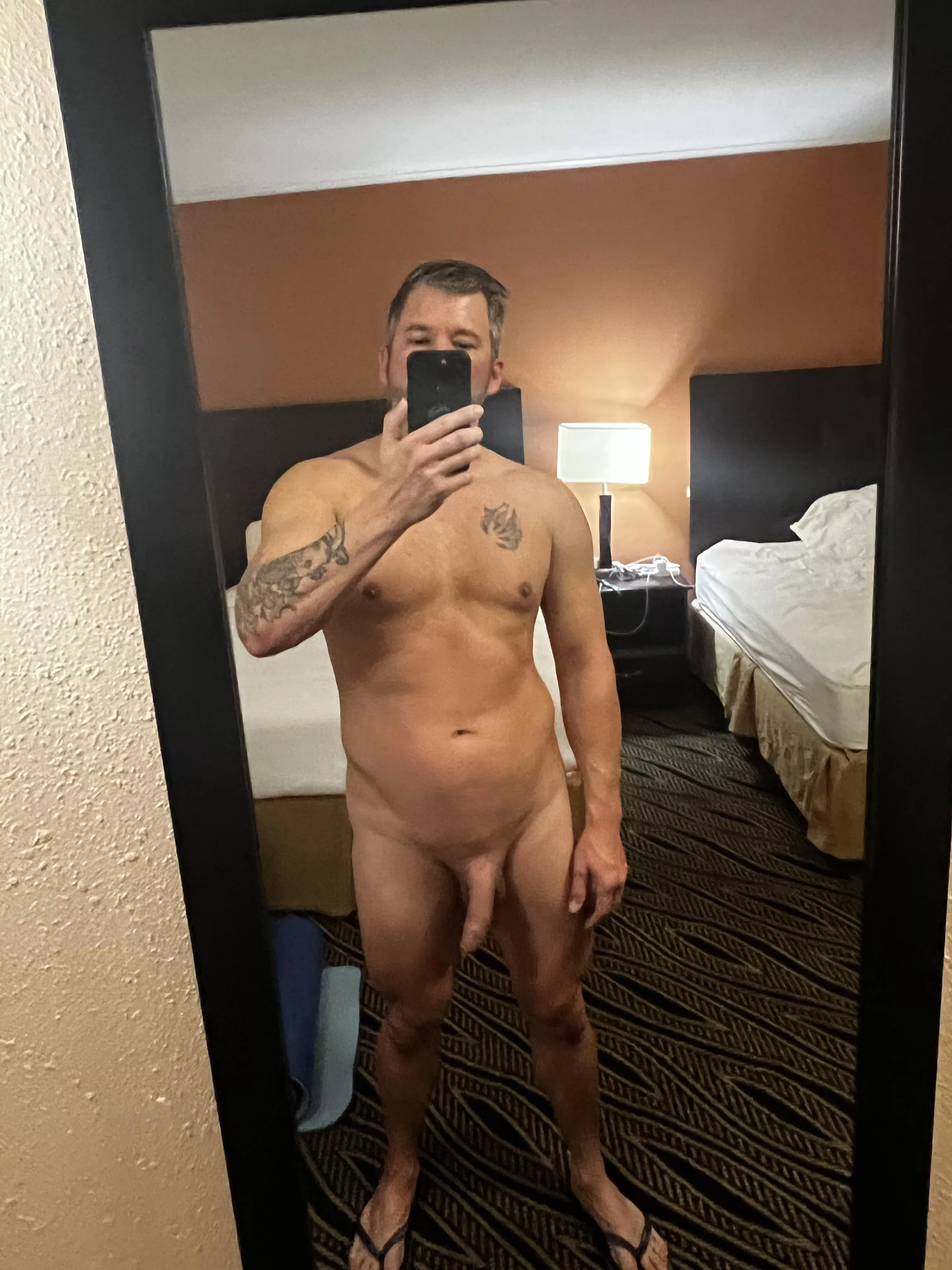 (36) Late night hotel shot… 😬