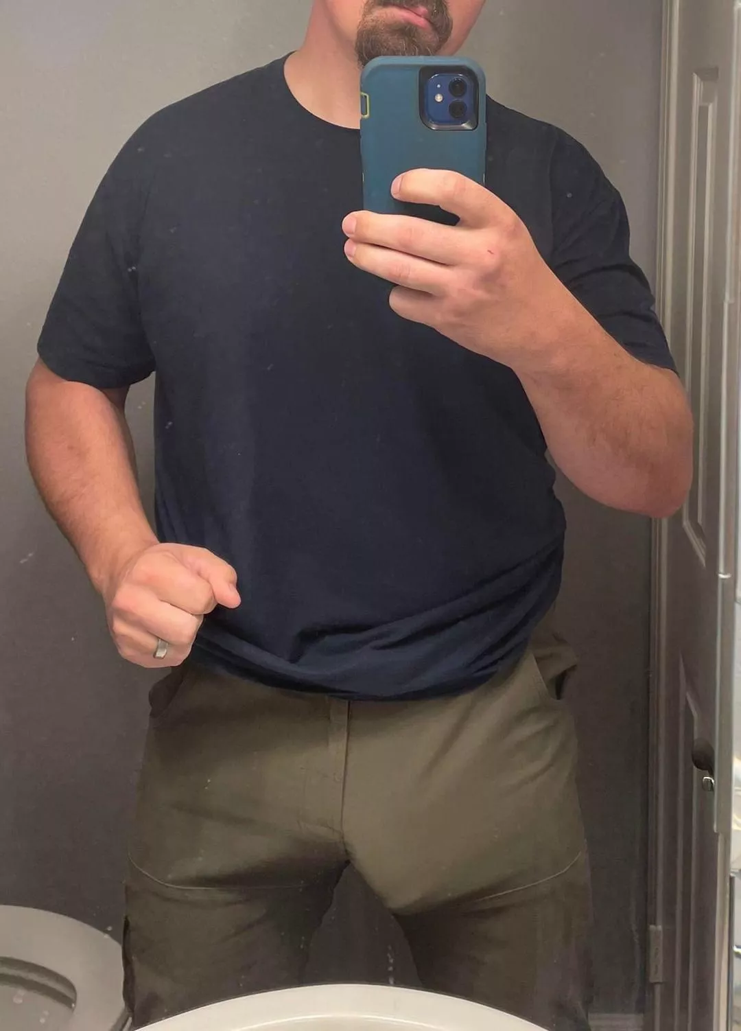 [37] Do these work pants make my dick look fat?