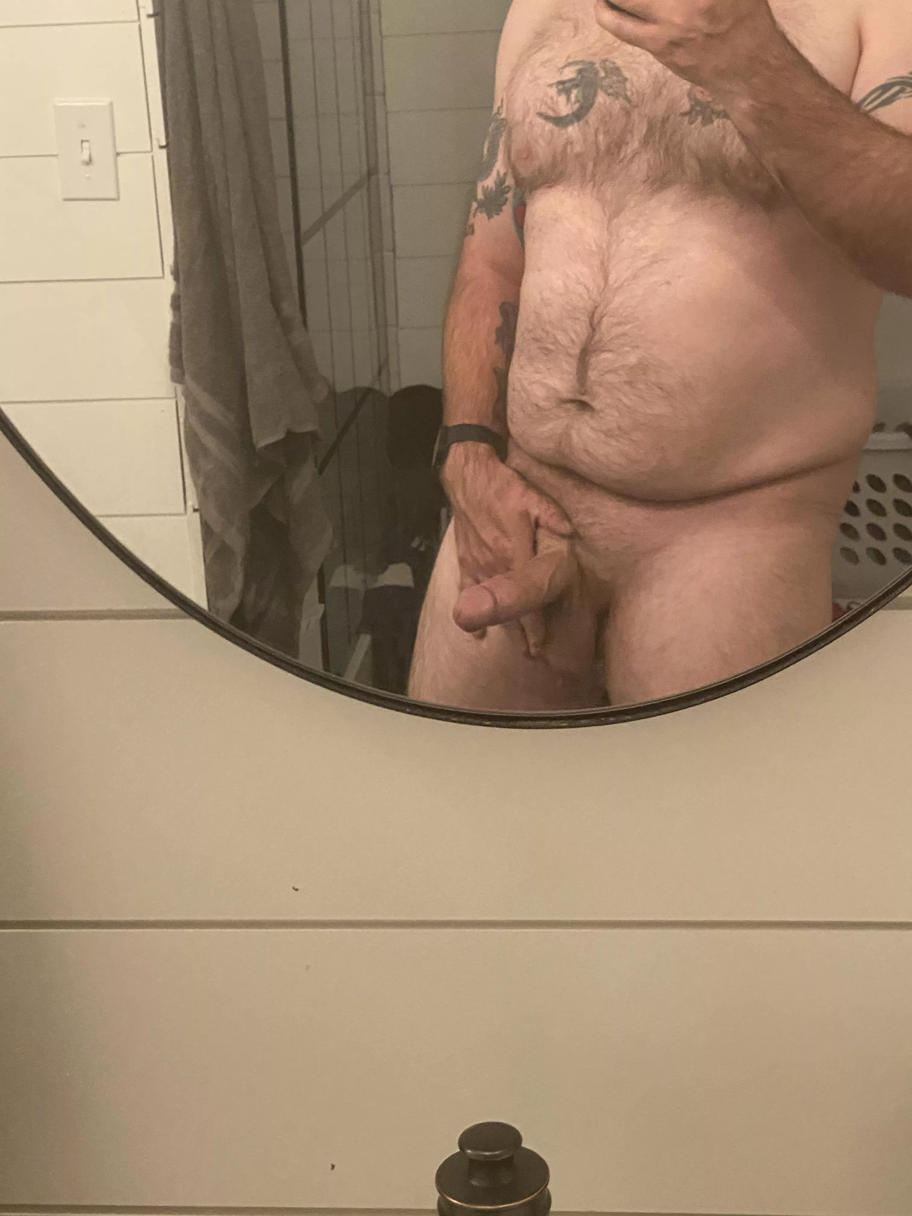 (38) anyone like my dad bod?