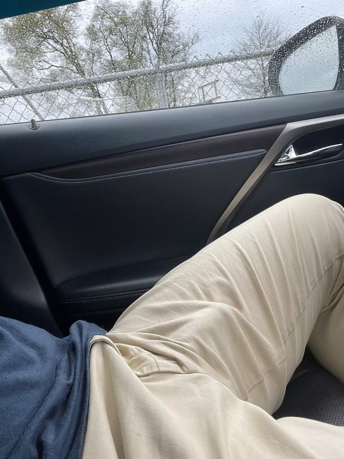 [38] dadbod… car keys… or khakis?