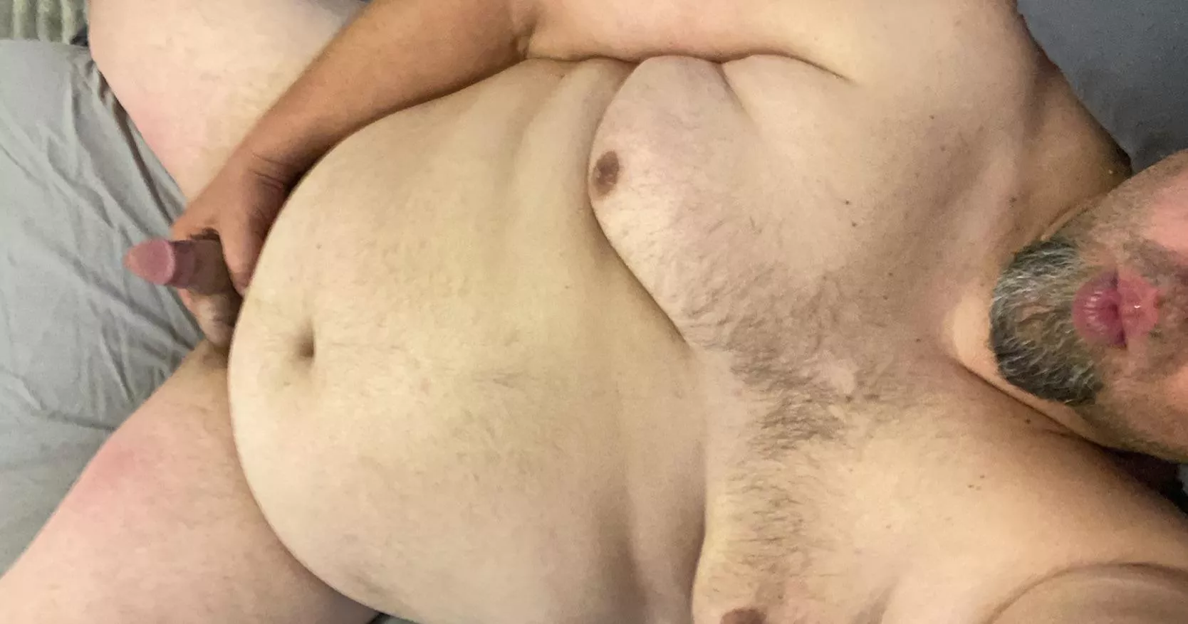 39 chub. Looking to chat. HMU