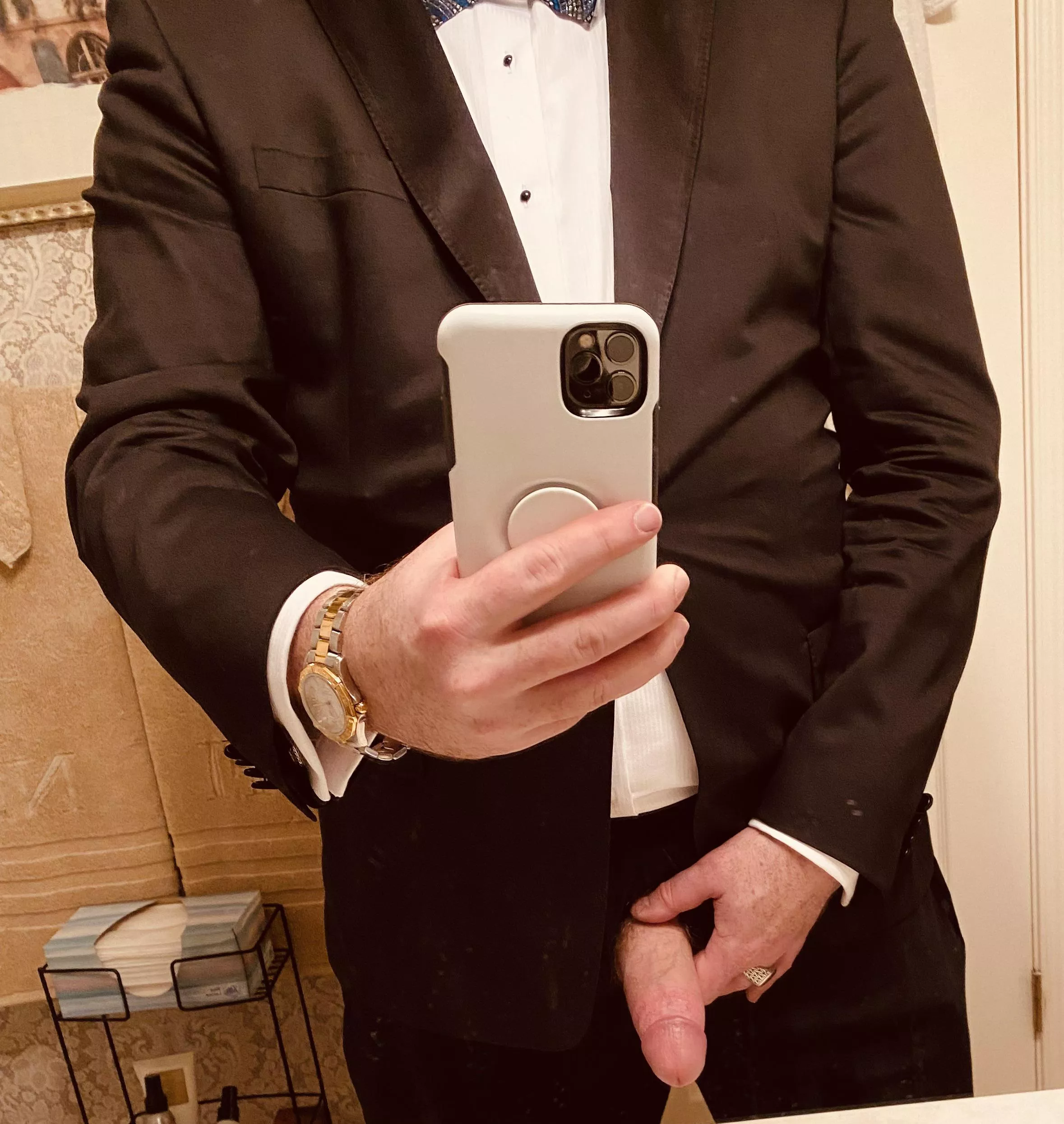 [39] Dressed Up Bro