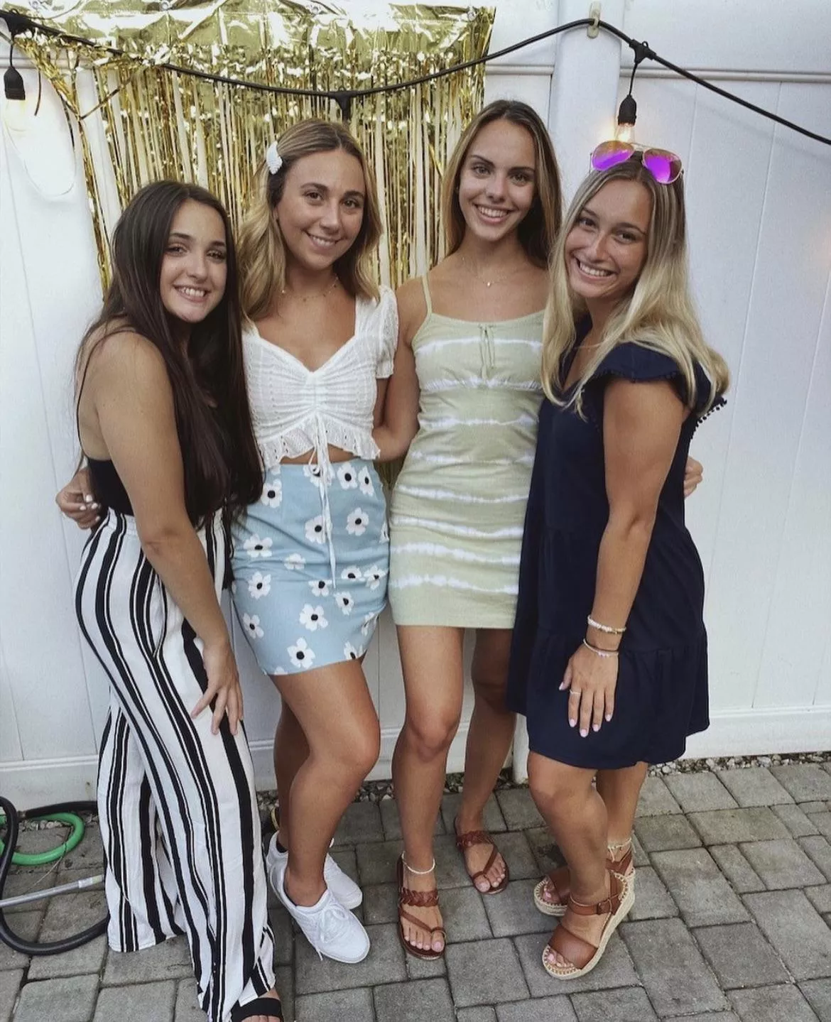 [4] Sorority girls