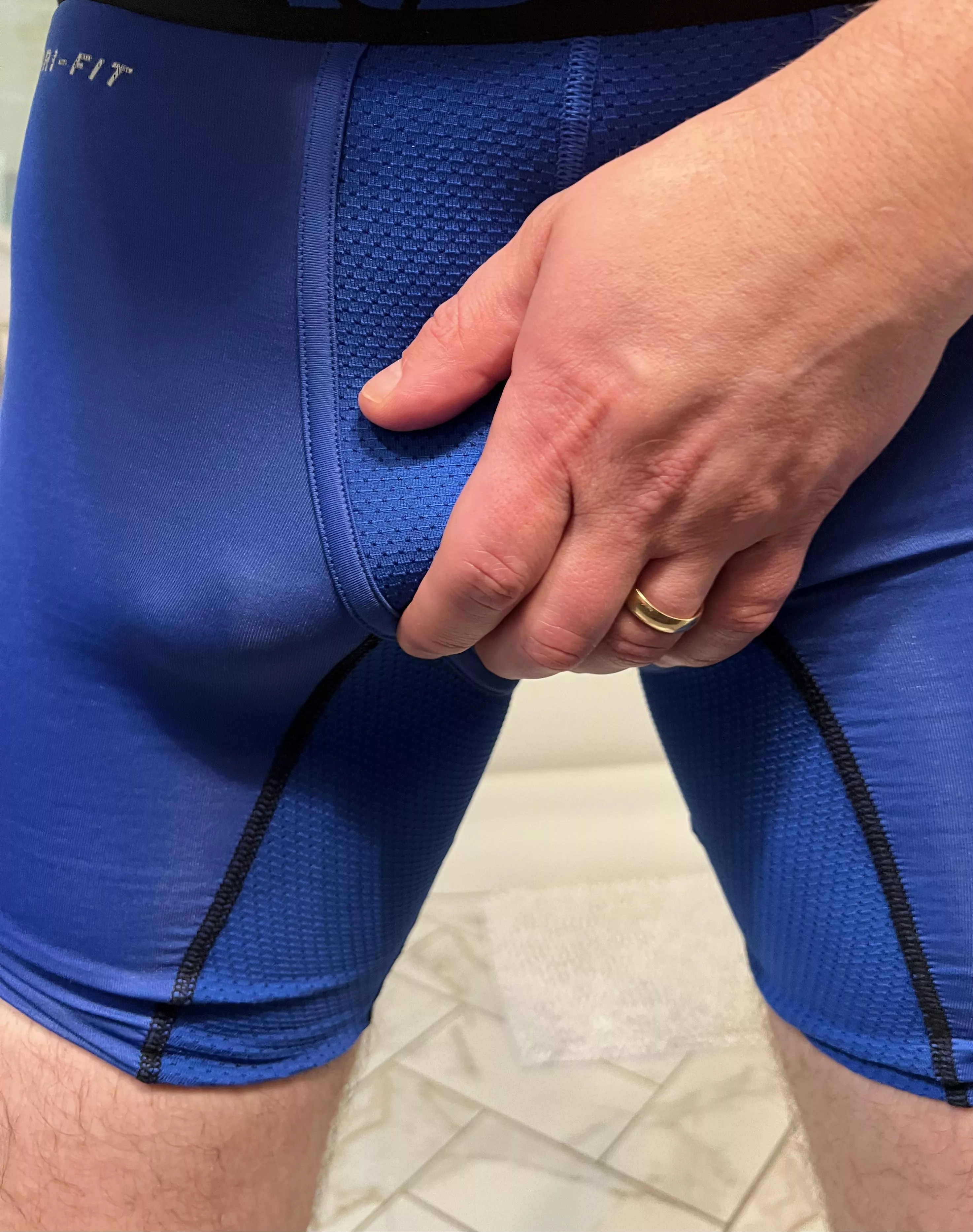 [40] post run bulge. Might need to let it out