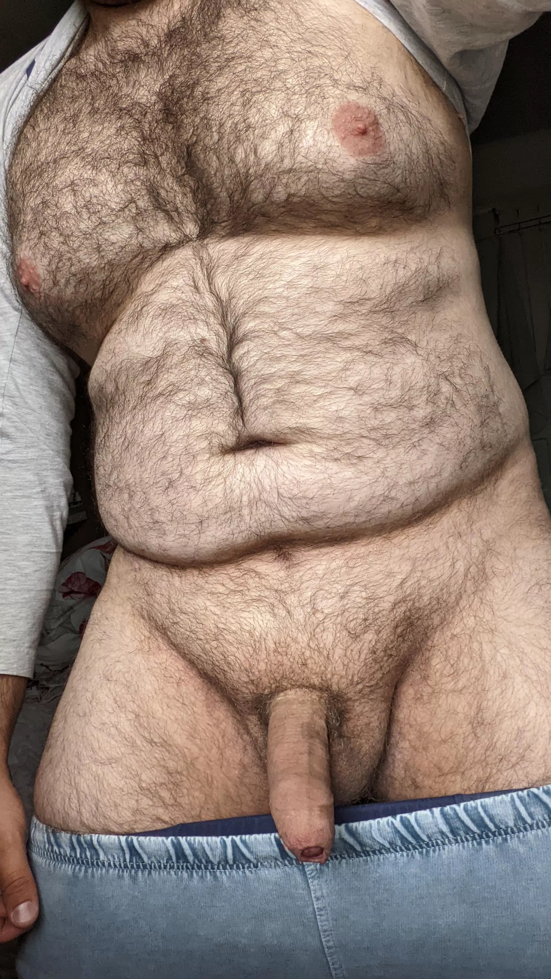 [40]Interested in daddy?