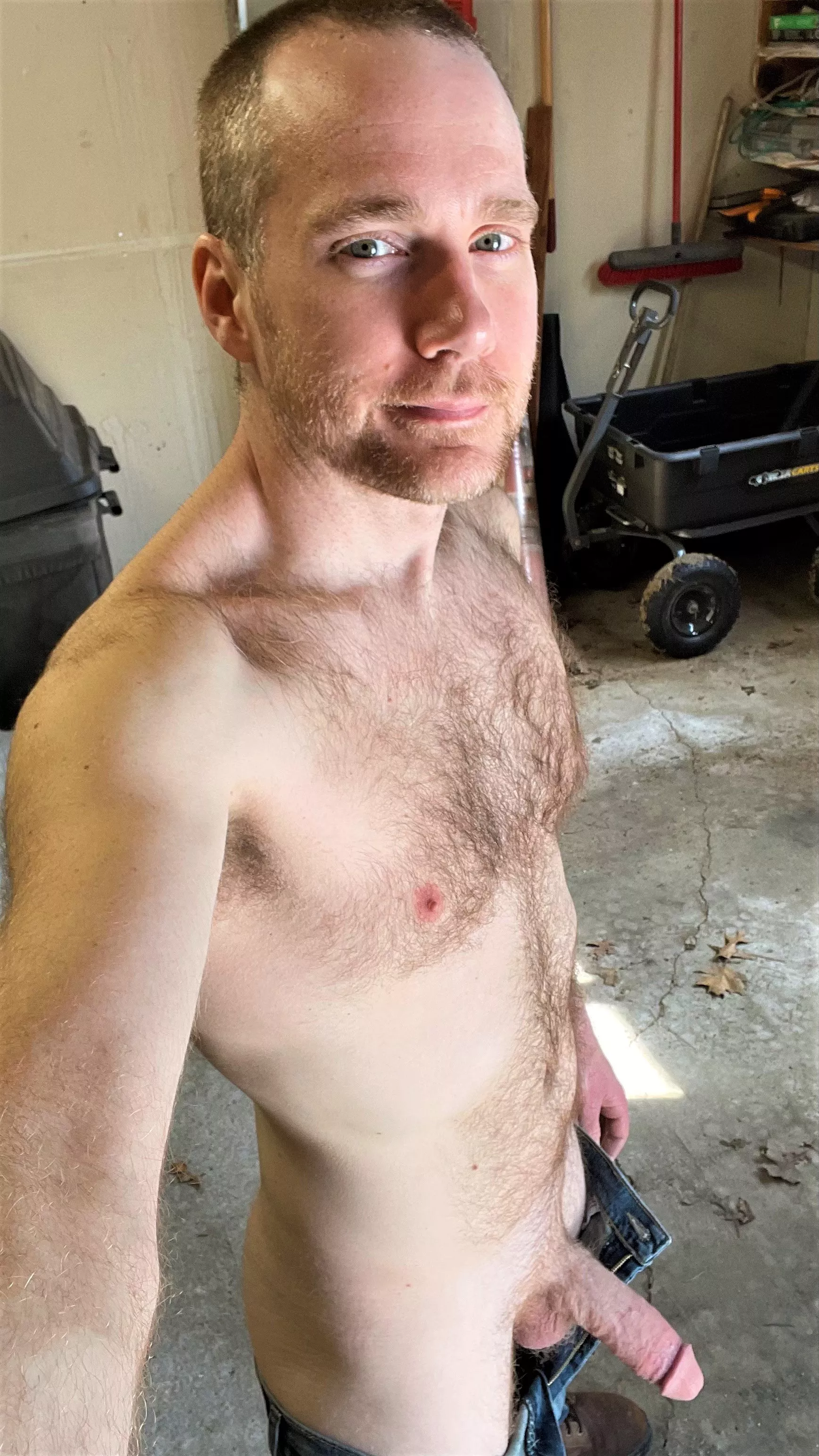 (41) Let's get to work in the garage.