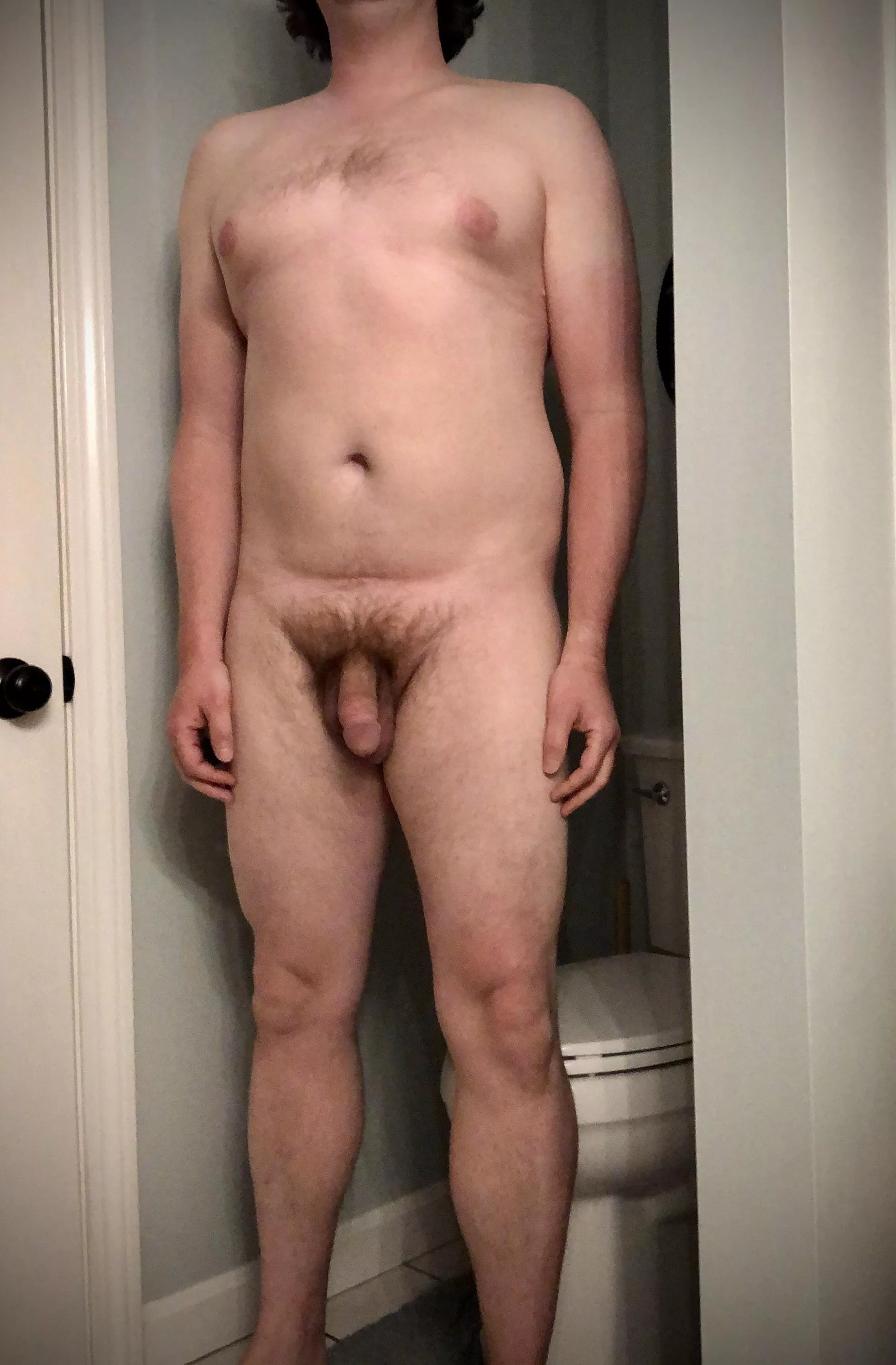 [41M - 6â€™0â€ - 216 lbs] I feel incredibly good today. Starting to love my body. I hope others like it.