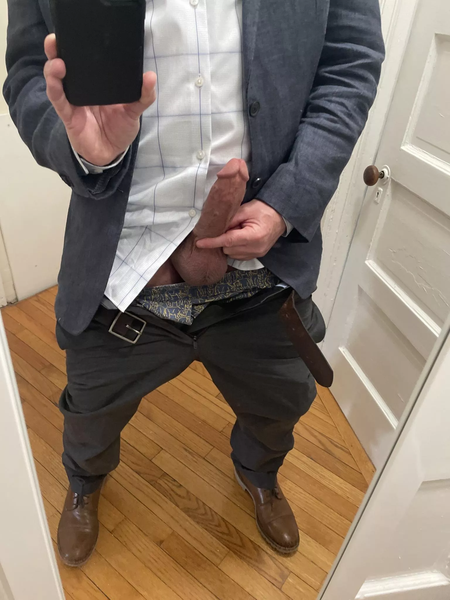 (47) do you like guys in suits?