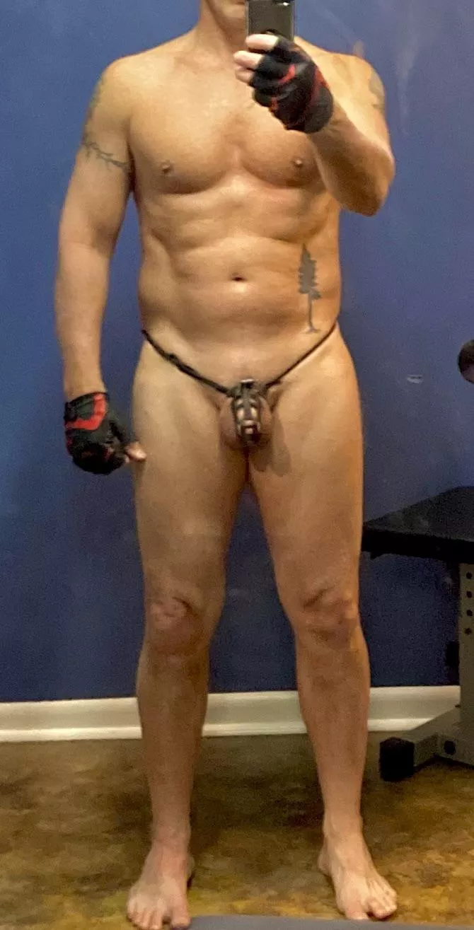 (48) Caged daddy workout