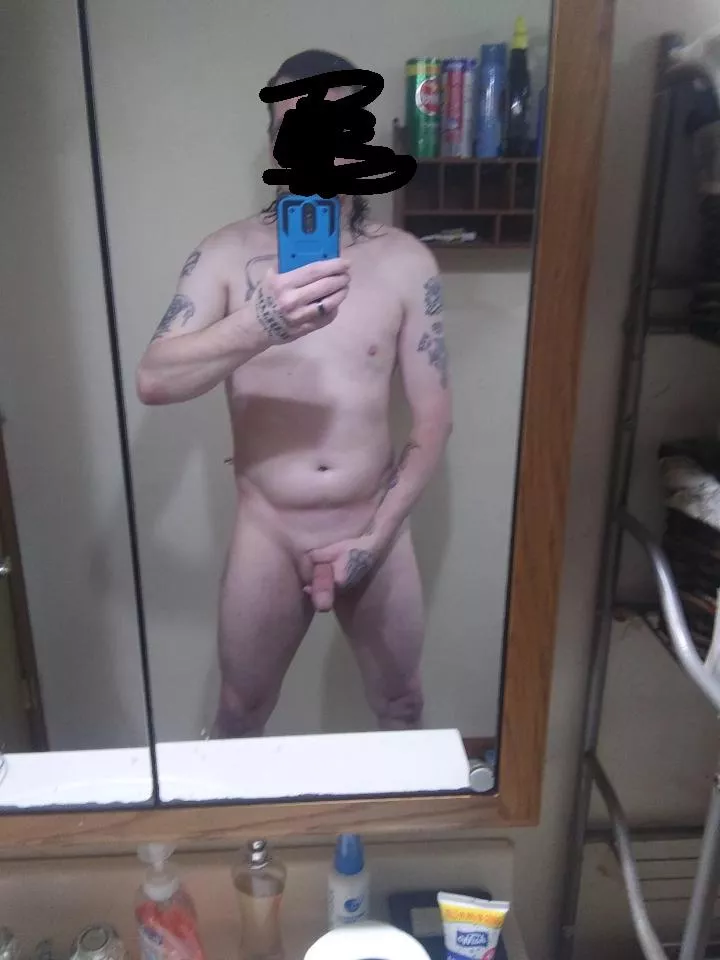 48M4F/MF. Iowa wanting to explore.