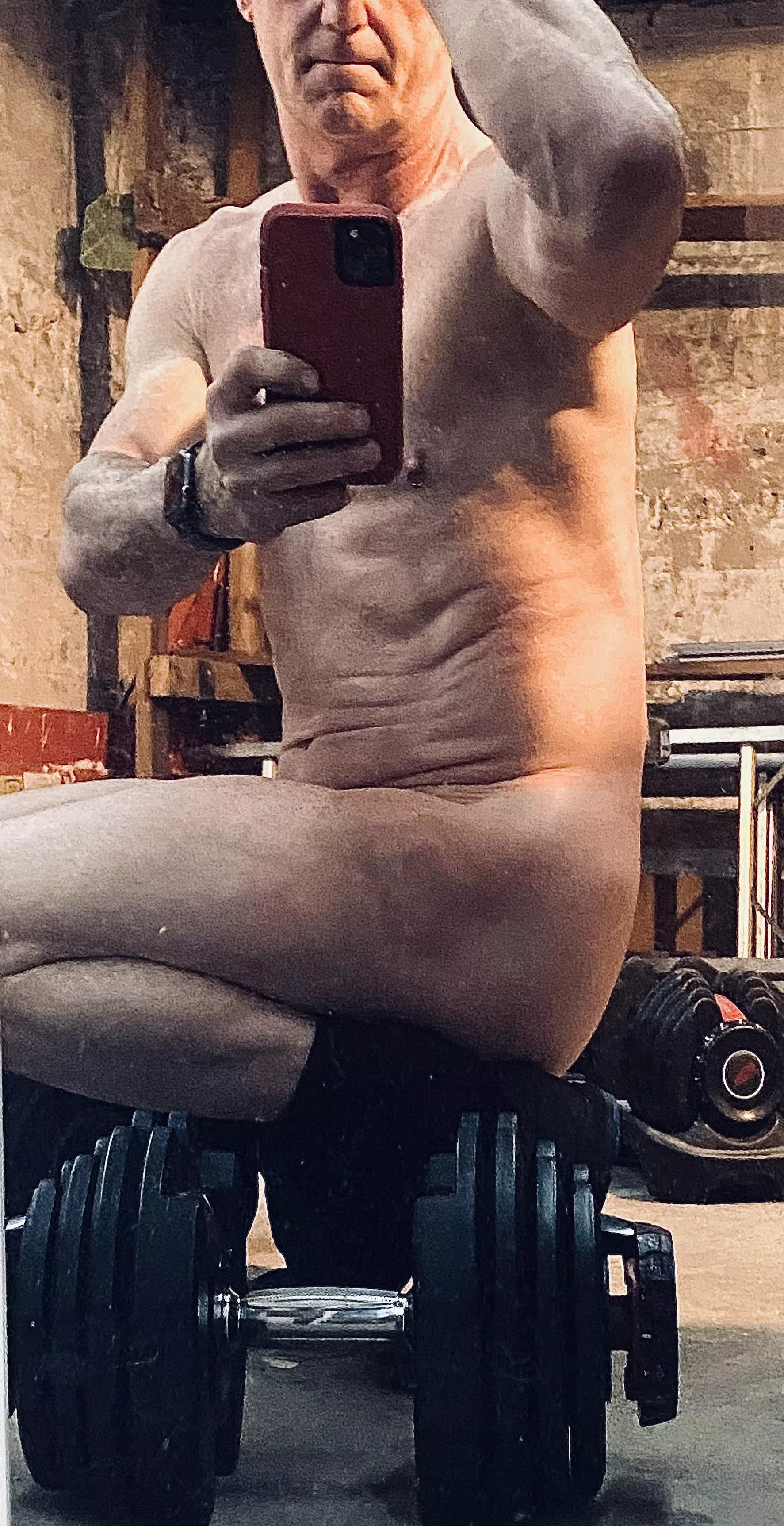 55[m] Just a quick pic from my dungeon gym this morning