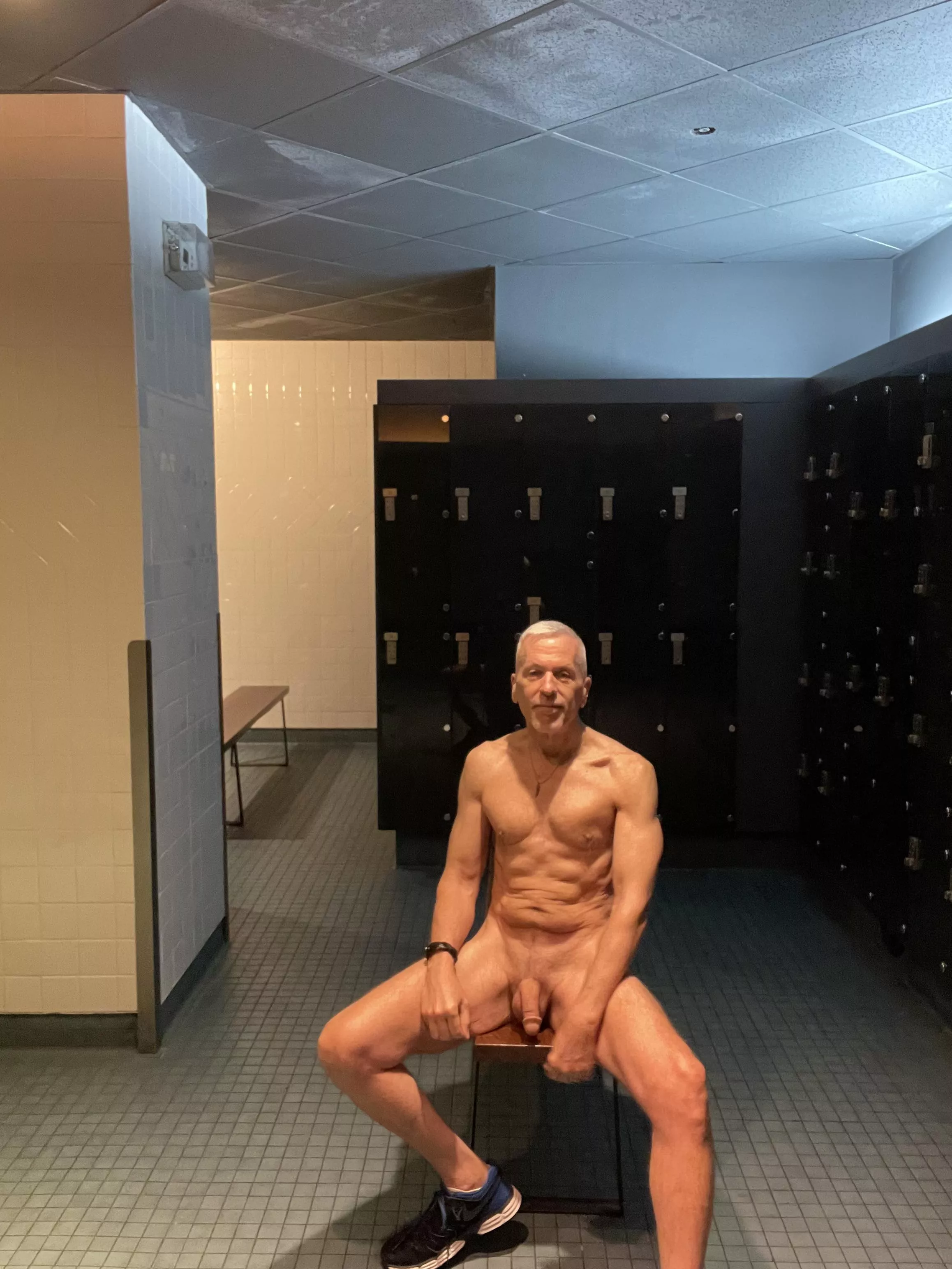 58 can’t resist a lockerroom