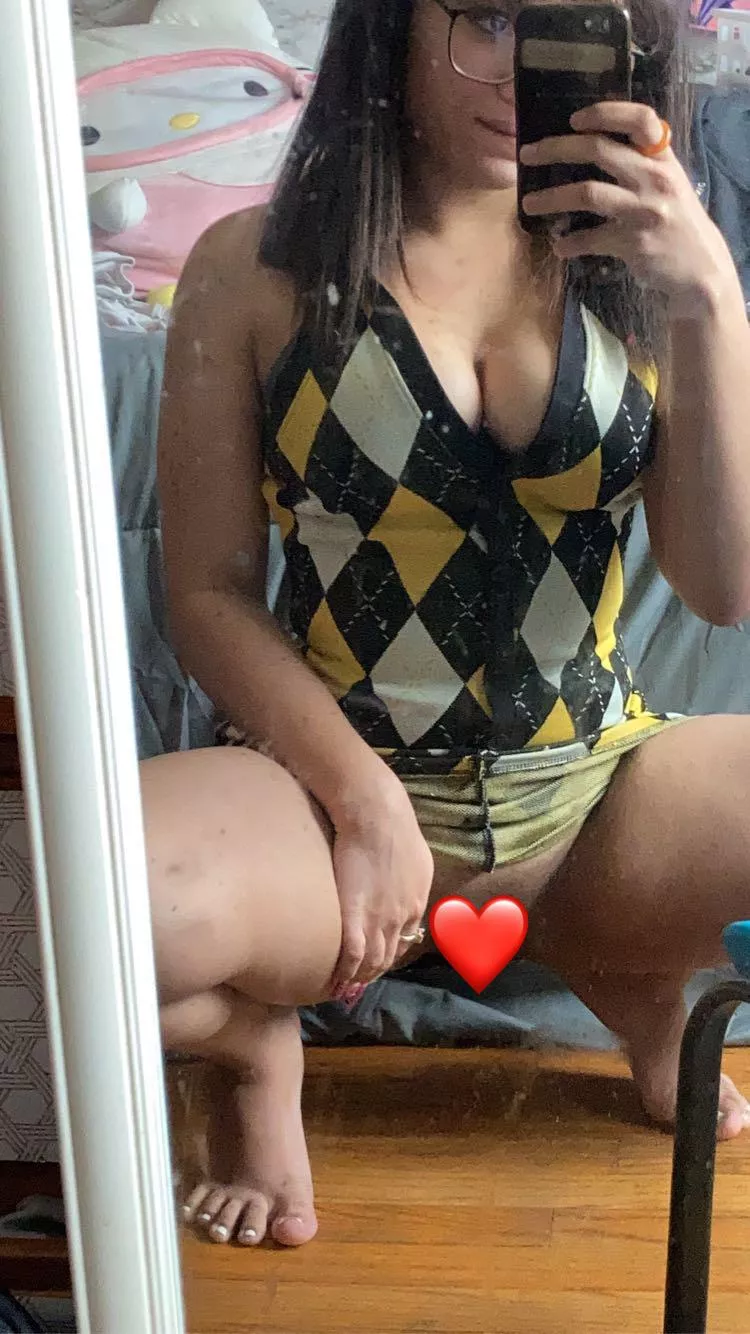 A cute little view in a cuttie little dress🥰