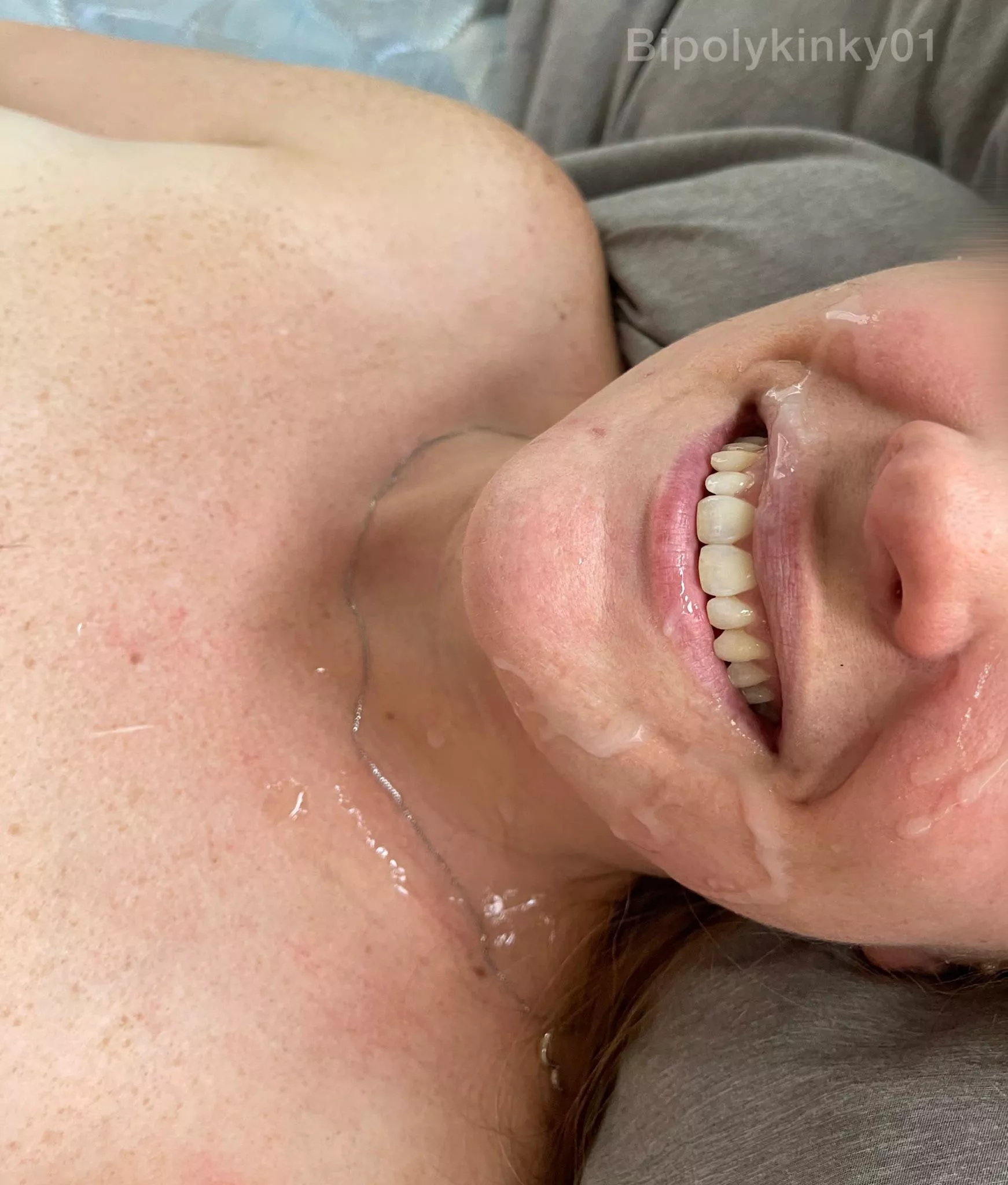 A face full of cum makes me smile!