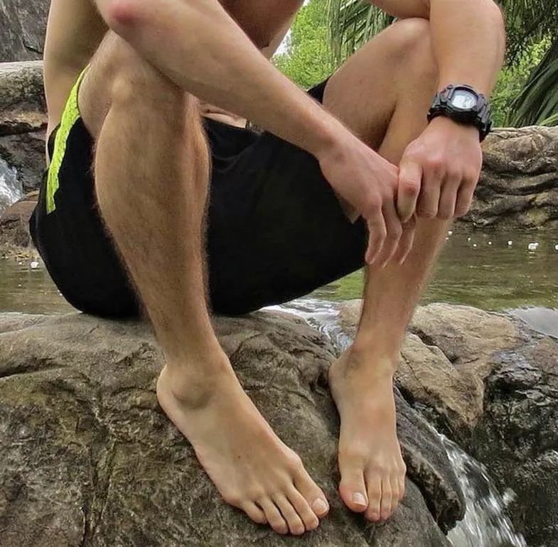 A rfiends feet. On the rocks. Any idea how hard is was for hubby and me to focus on anything else yesterday?