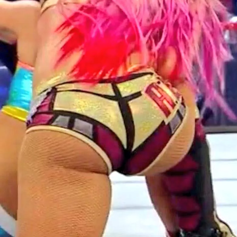 Alexa's Booty