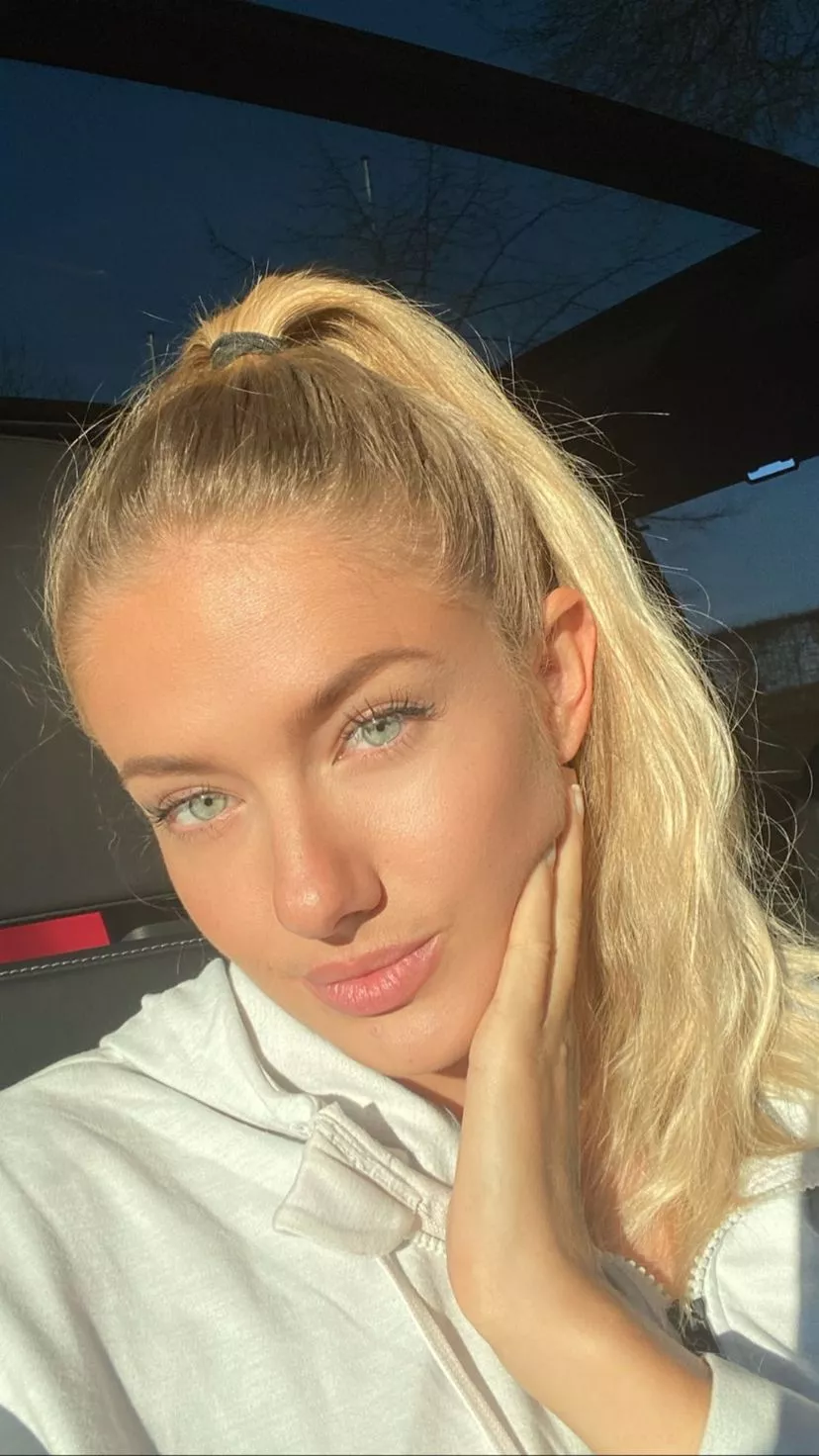 Alica Schmidt 2022-03-27