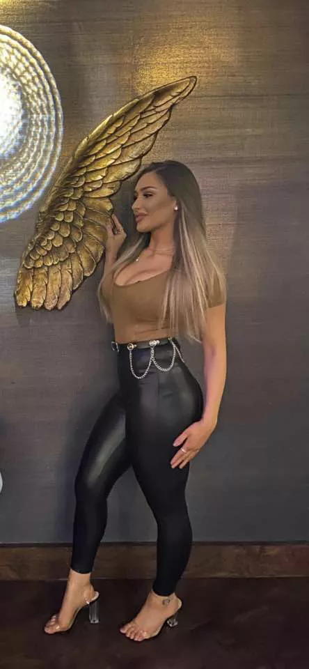 Amazing figure