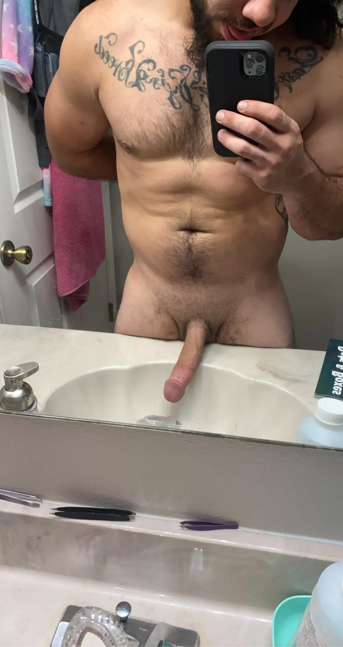 Any cucks needing a big thick bull?