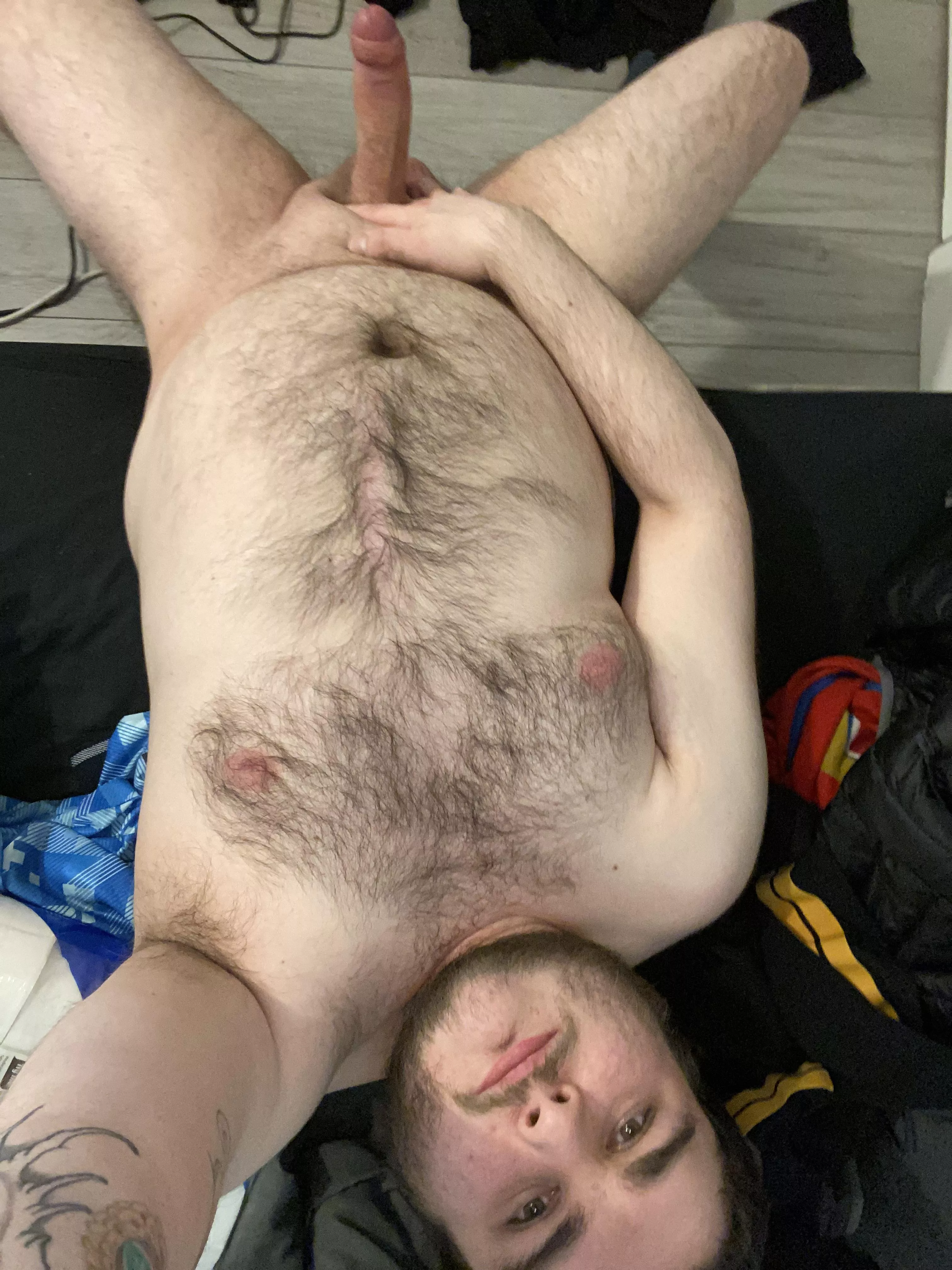 Any ladies like their men thicc and hairy?