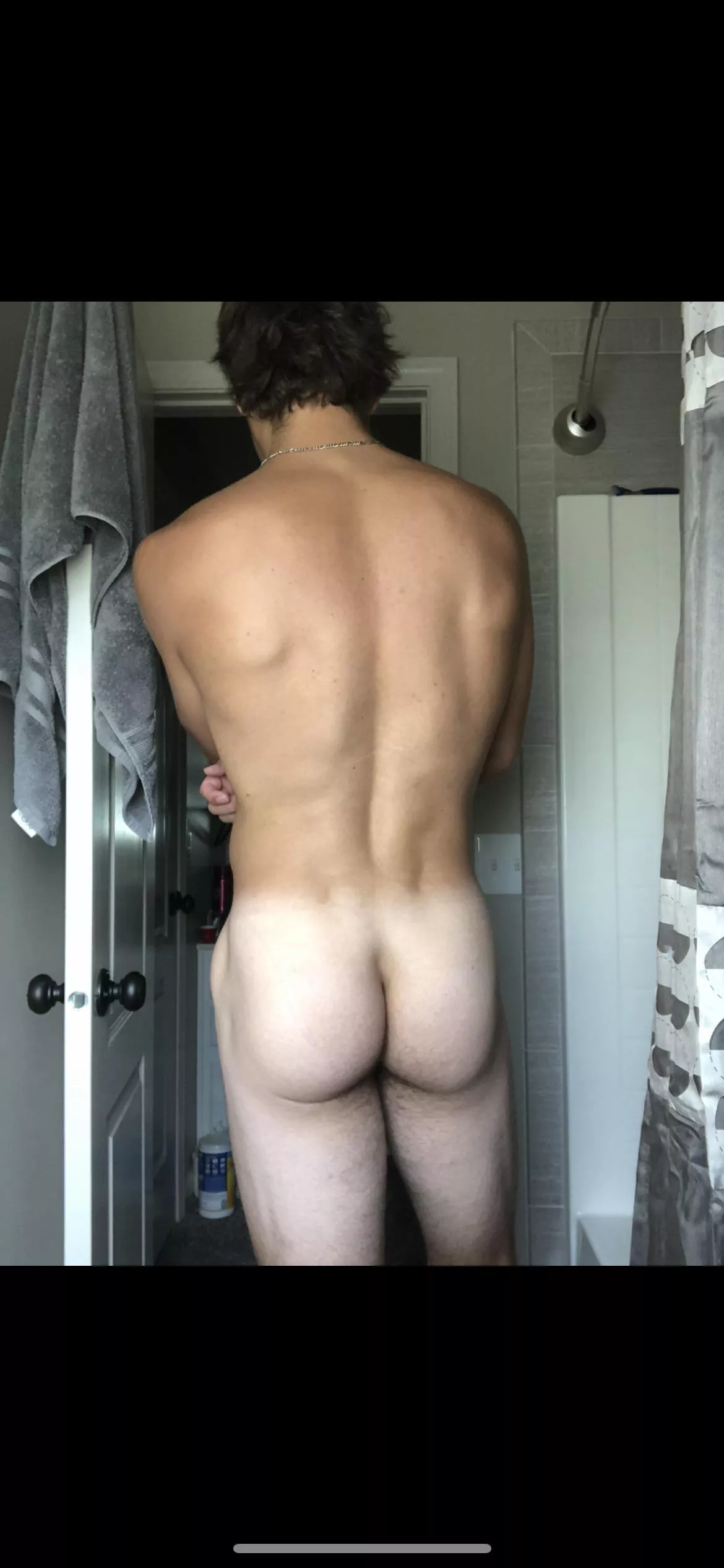 Any of you ladies an ass fan 😏