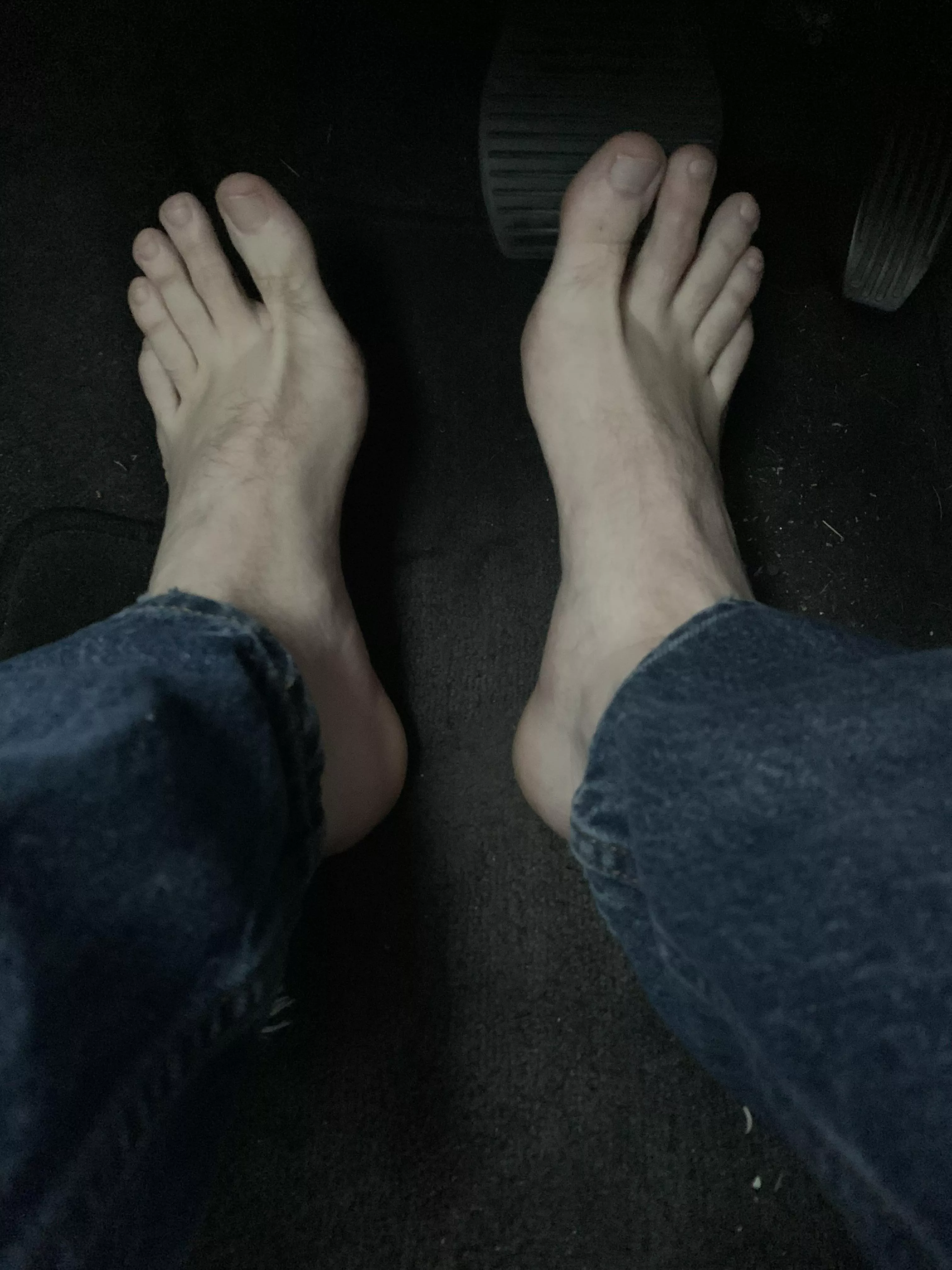 Any one else a big fan of driving bare foot? It just feels better