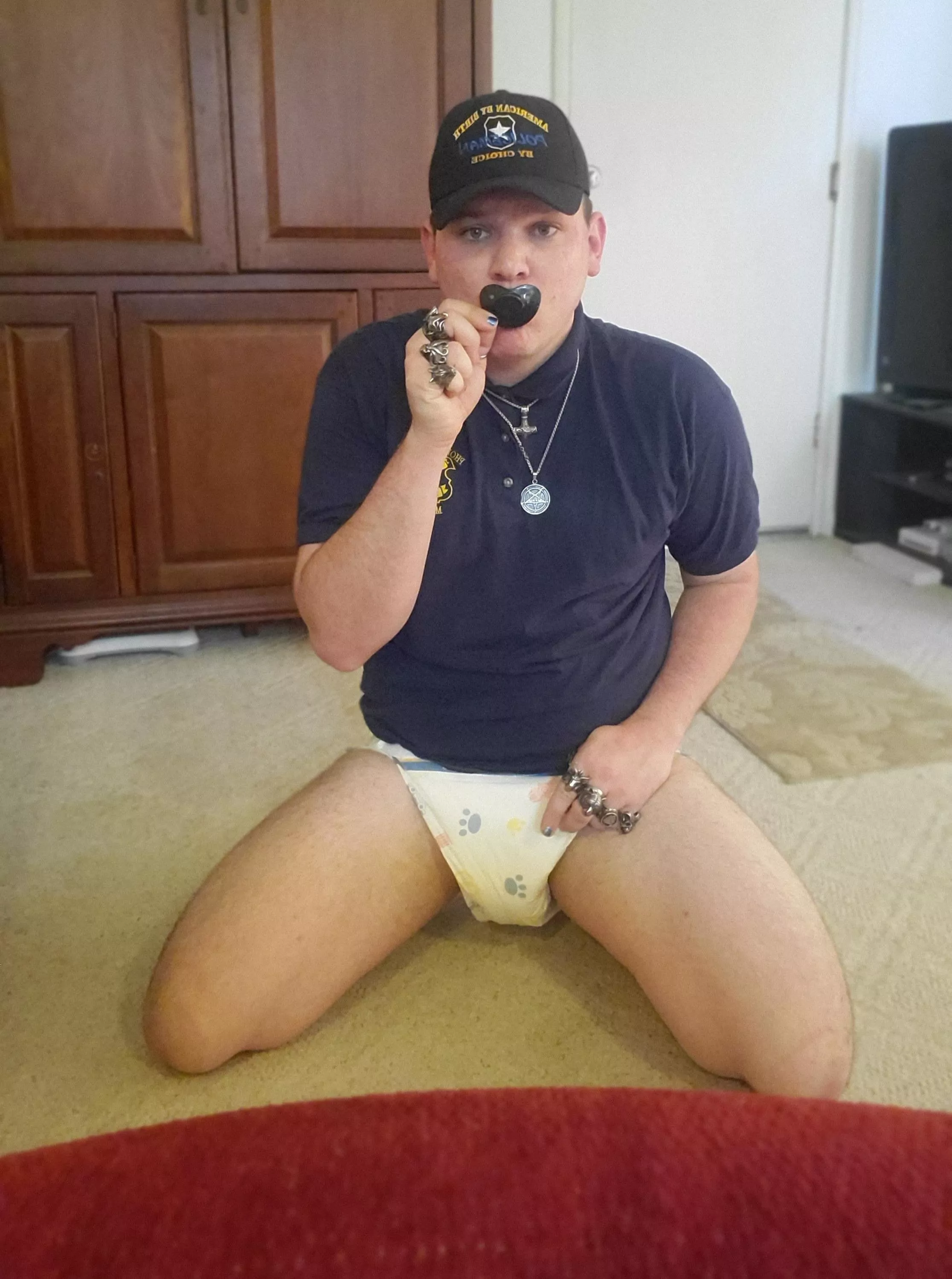 anybody else love to dress up while diapered? Here's my recent outfit, a baby cop ðŸ˜š