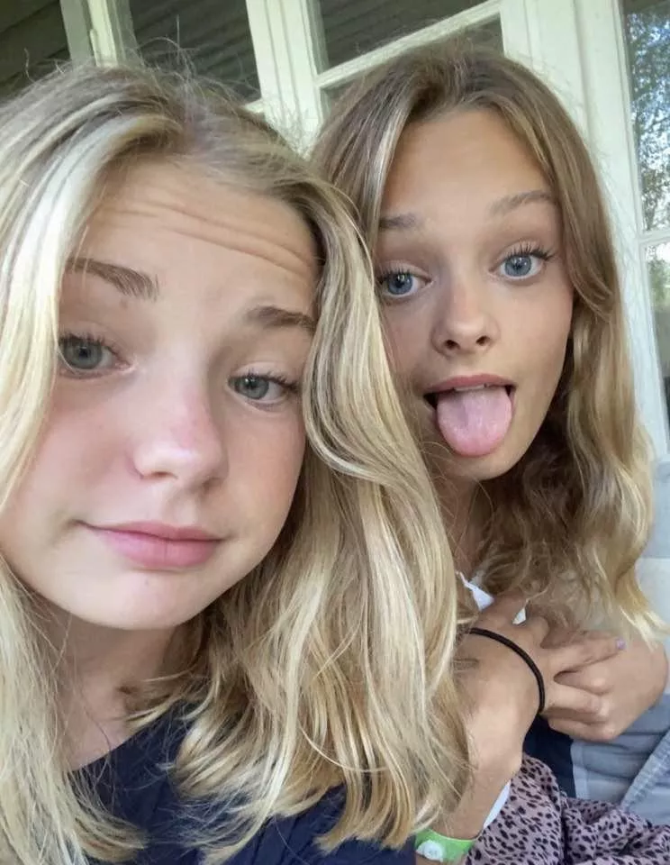 Anyone down covering these Swedish irl friends (18) for a trade in their socials? Come KIK: usefulhard