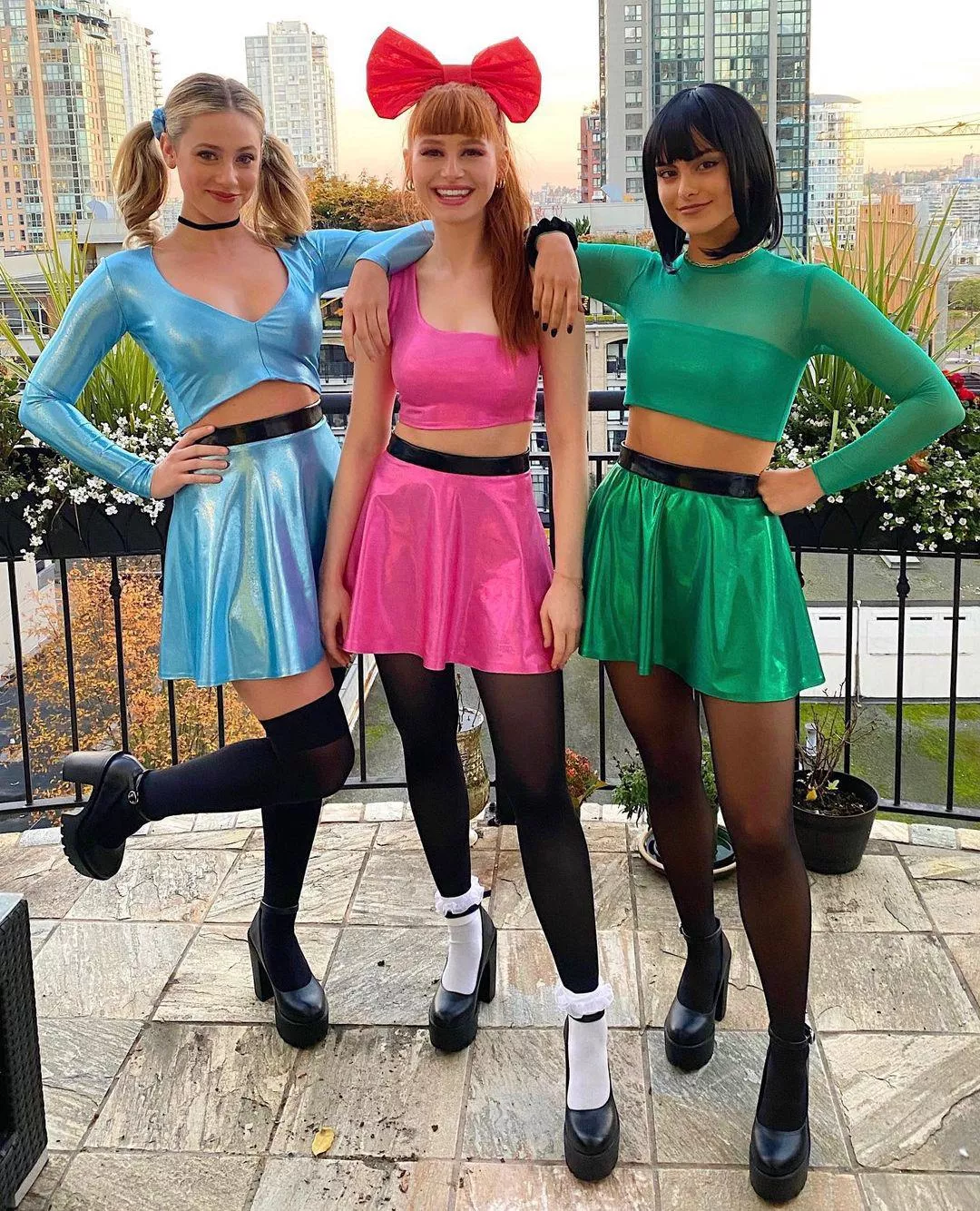 Anyone down to play any of the Riverdale girls or give me a JOI? Lili, Madelaine and Camila are all stunning!