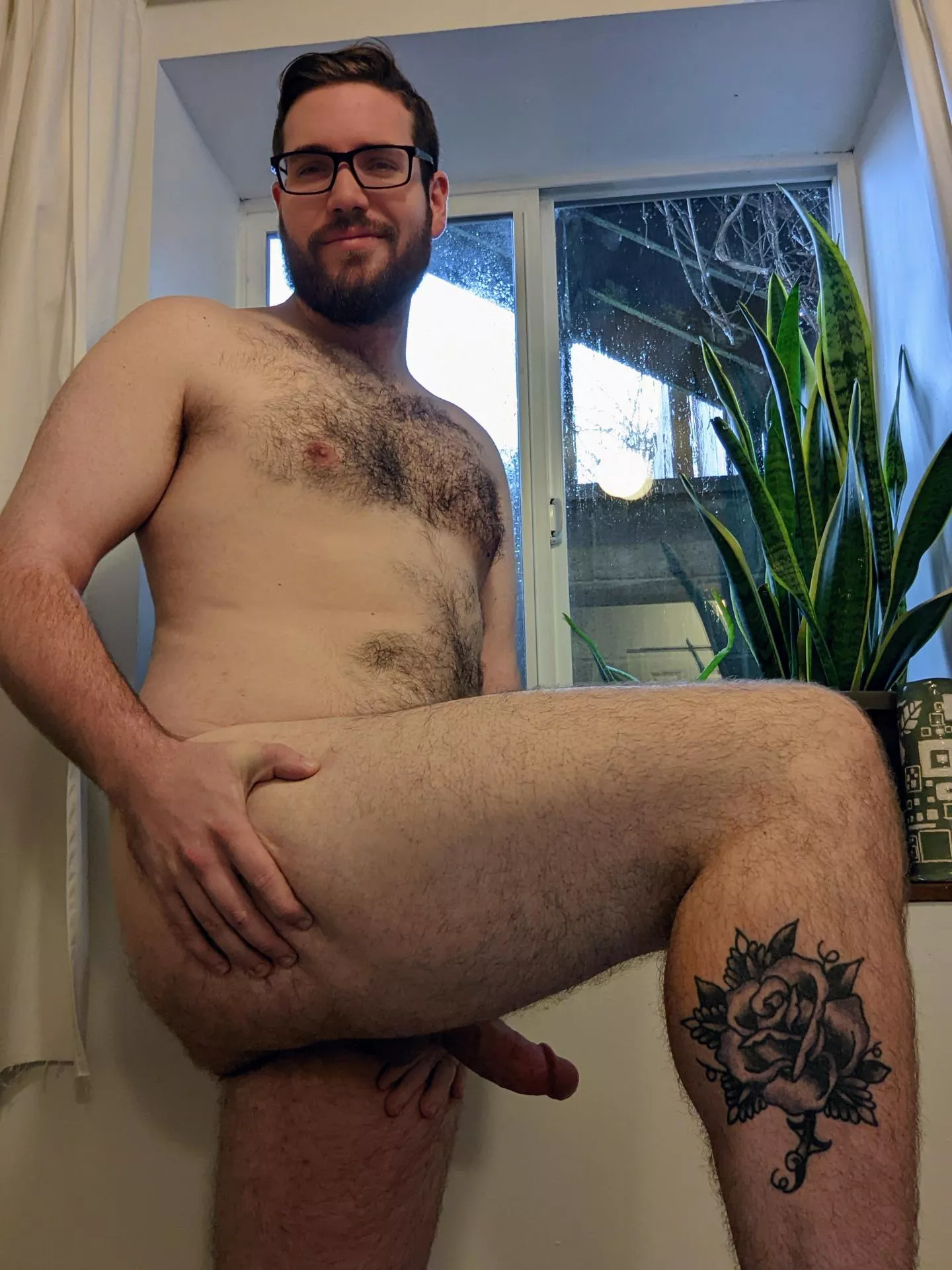 Anyone here like thick guys?