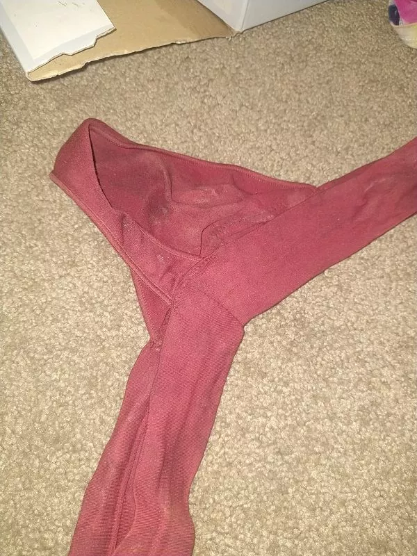 anyone in MN want to cover these panties in cum with me